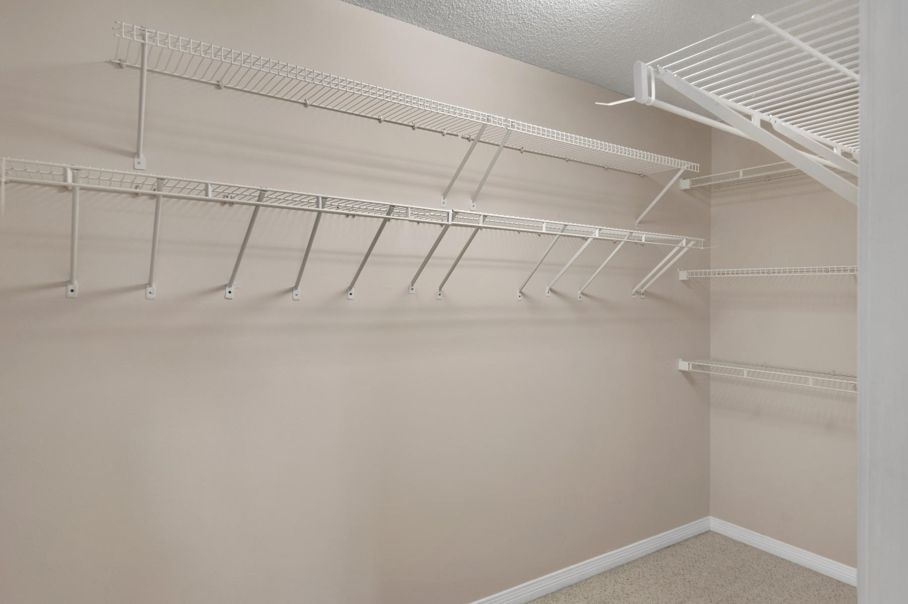 BAYOU POQUITO - Residential