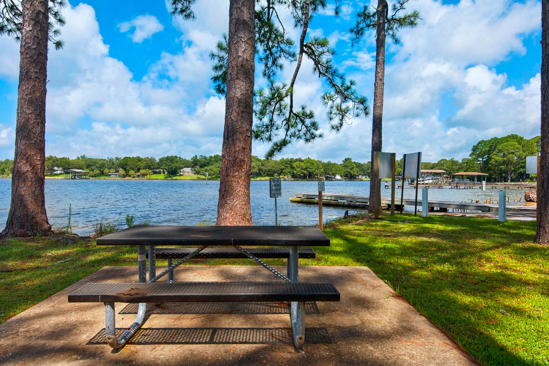 BAYOU POQUITO - Residential