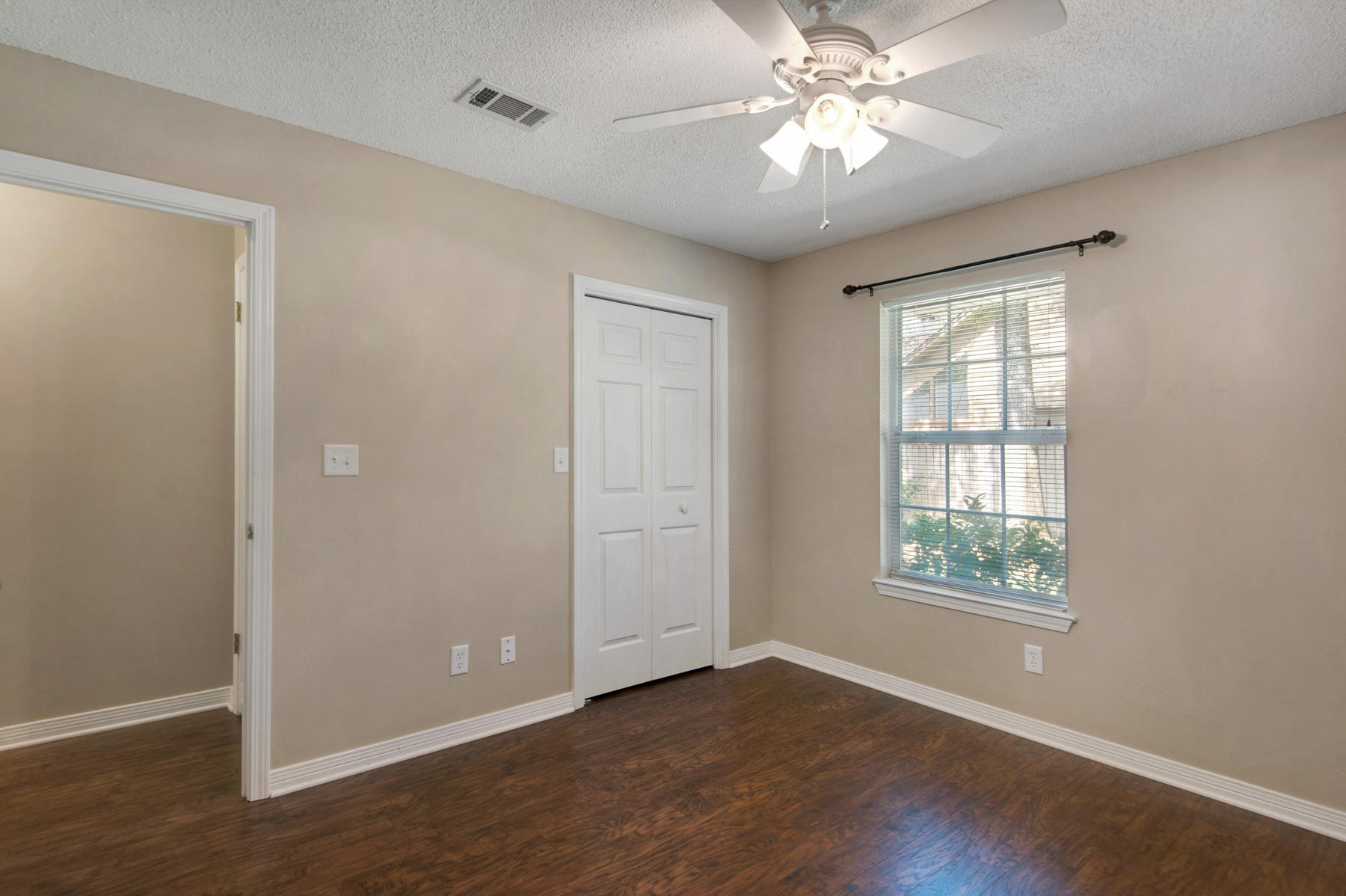 BAYOU POQUITO - Residential