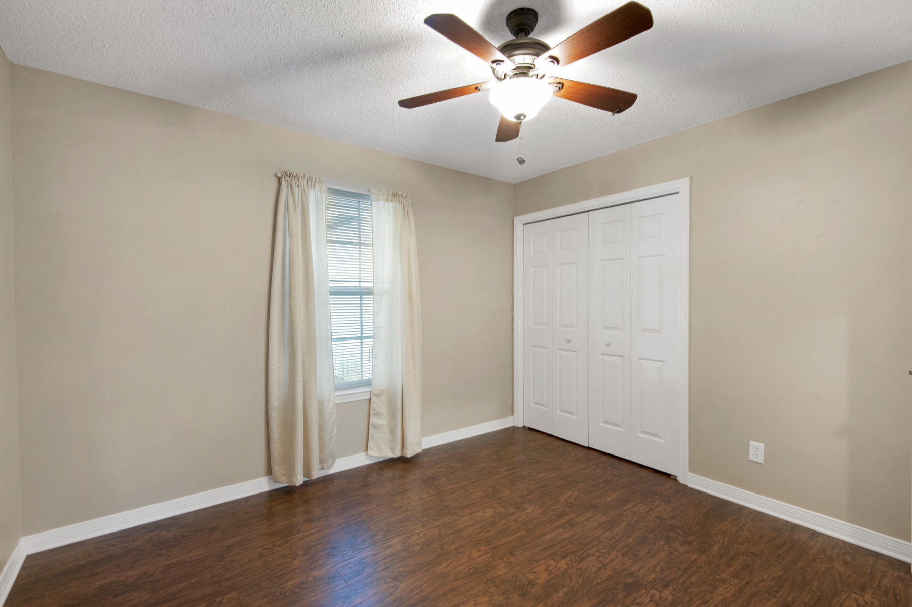 BAYOU POQUITO - Residential