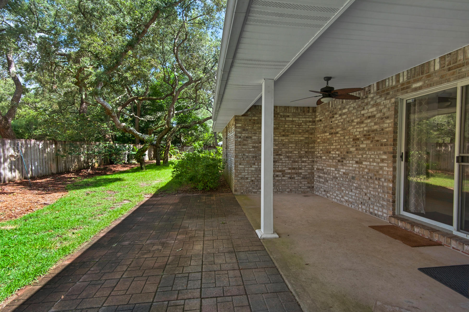 BAYOU POQUITO - Residential