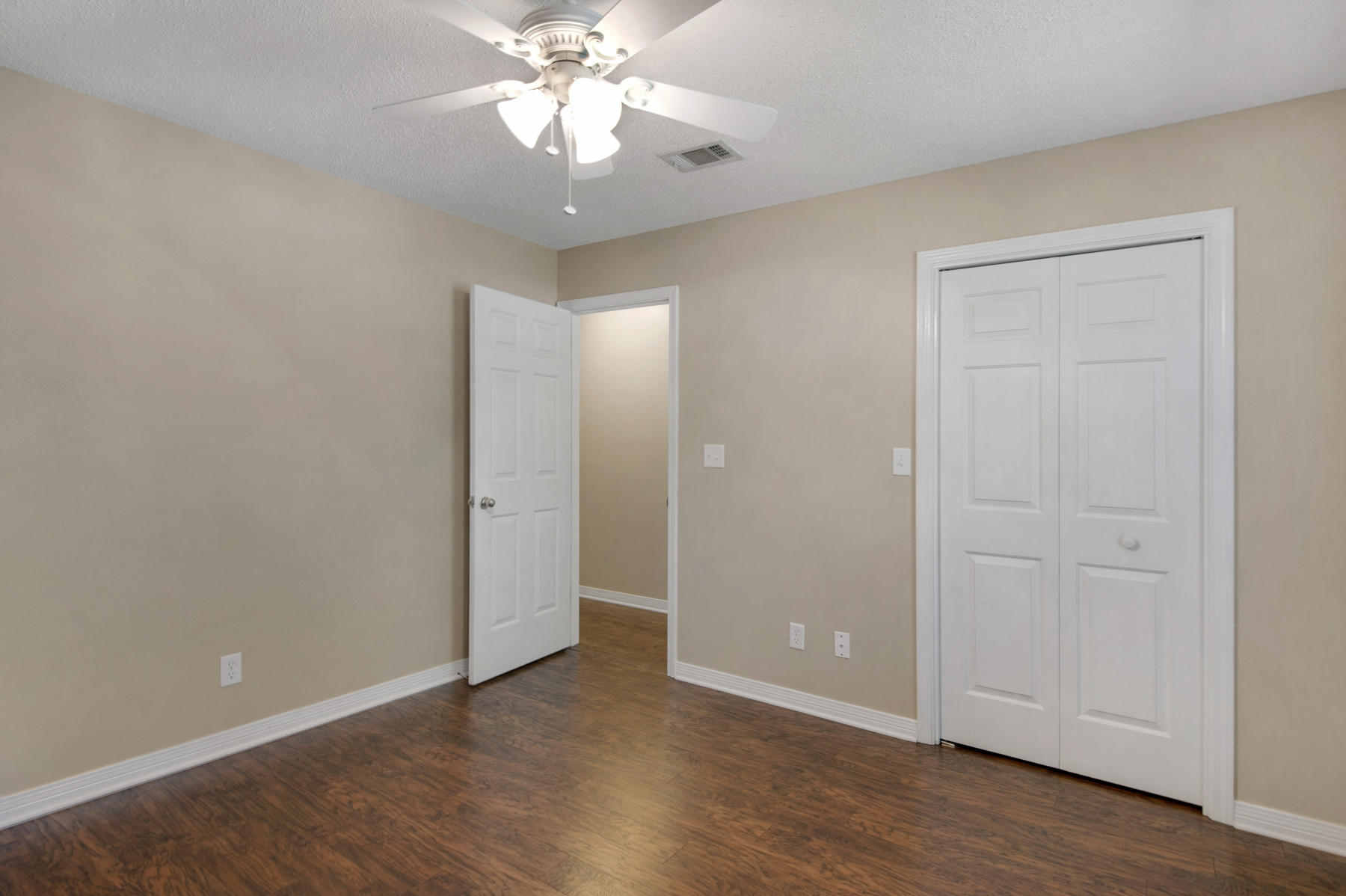 BAYOU POQUITO - Residential