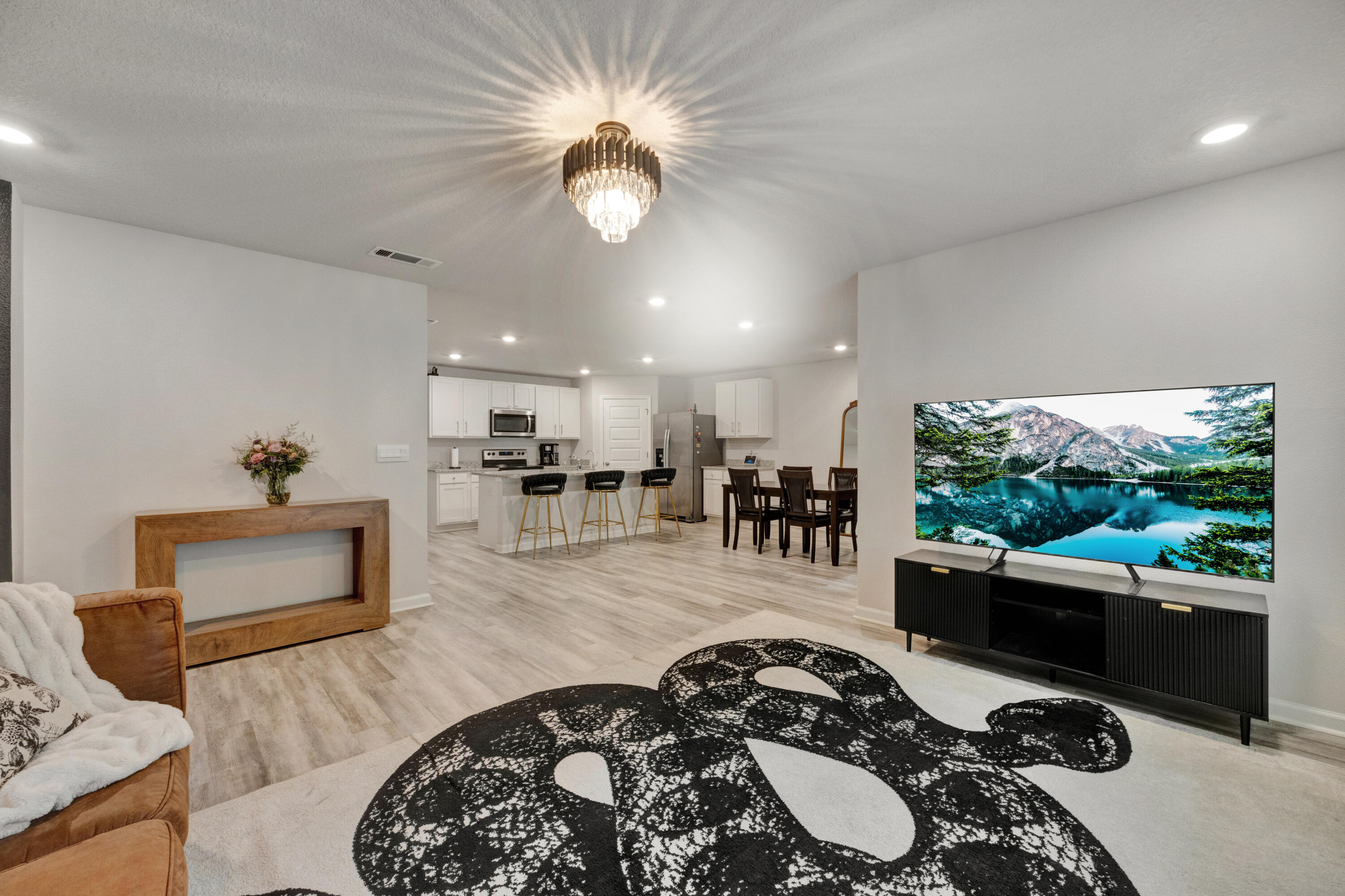 HOMEWOOD EST - Residential