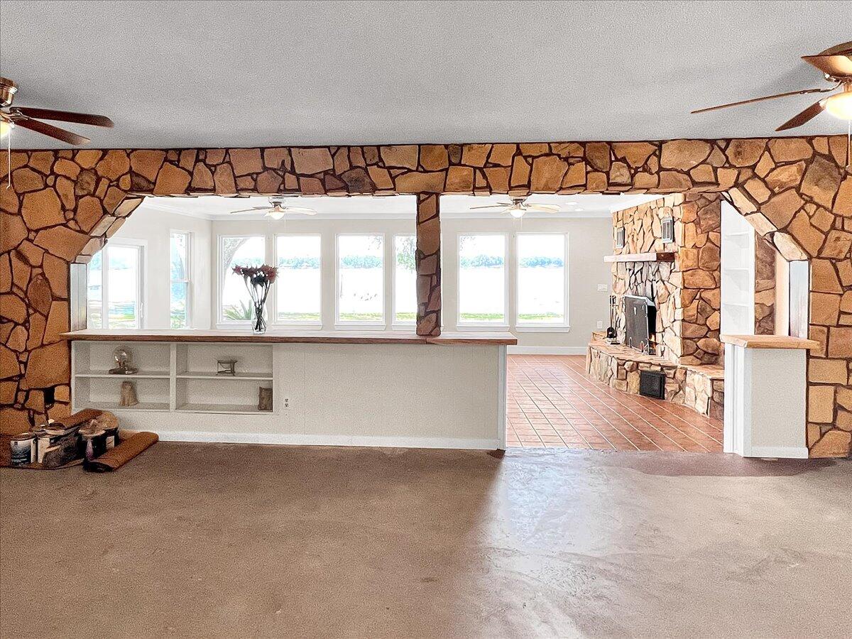 NO RECORDED SUBDIVISION - Residential