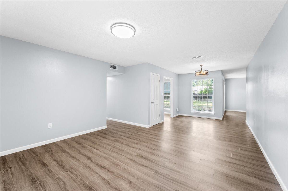 SHERWOOD FOREST - Residential Lease