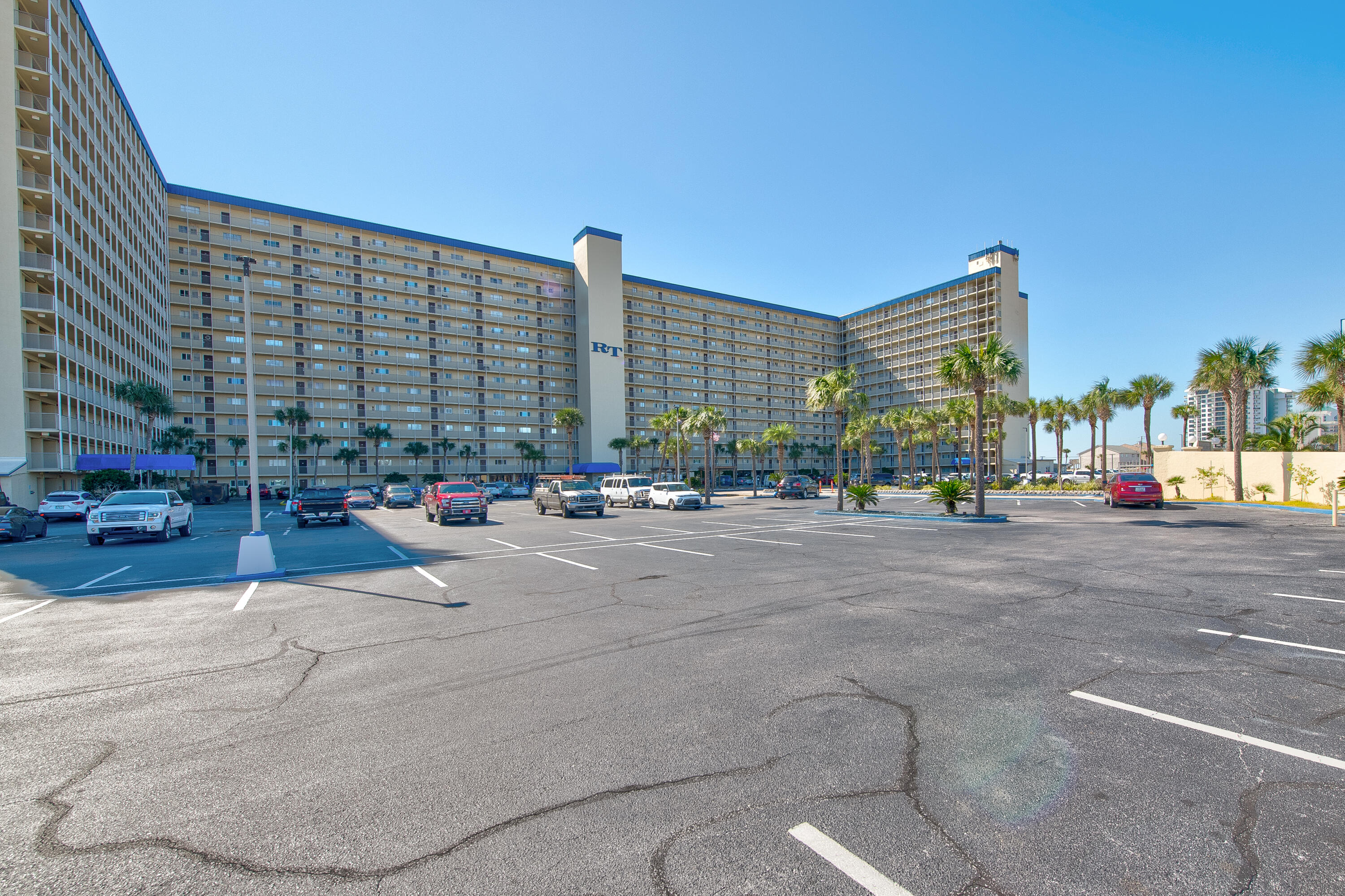Regency Towers - Residential