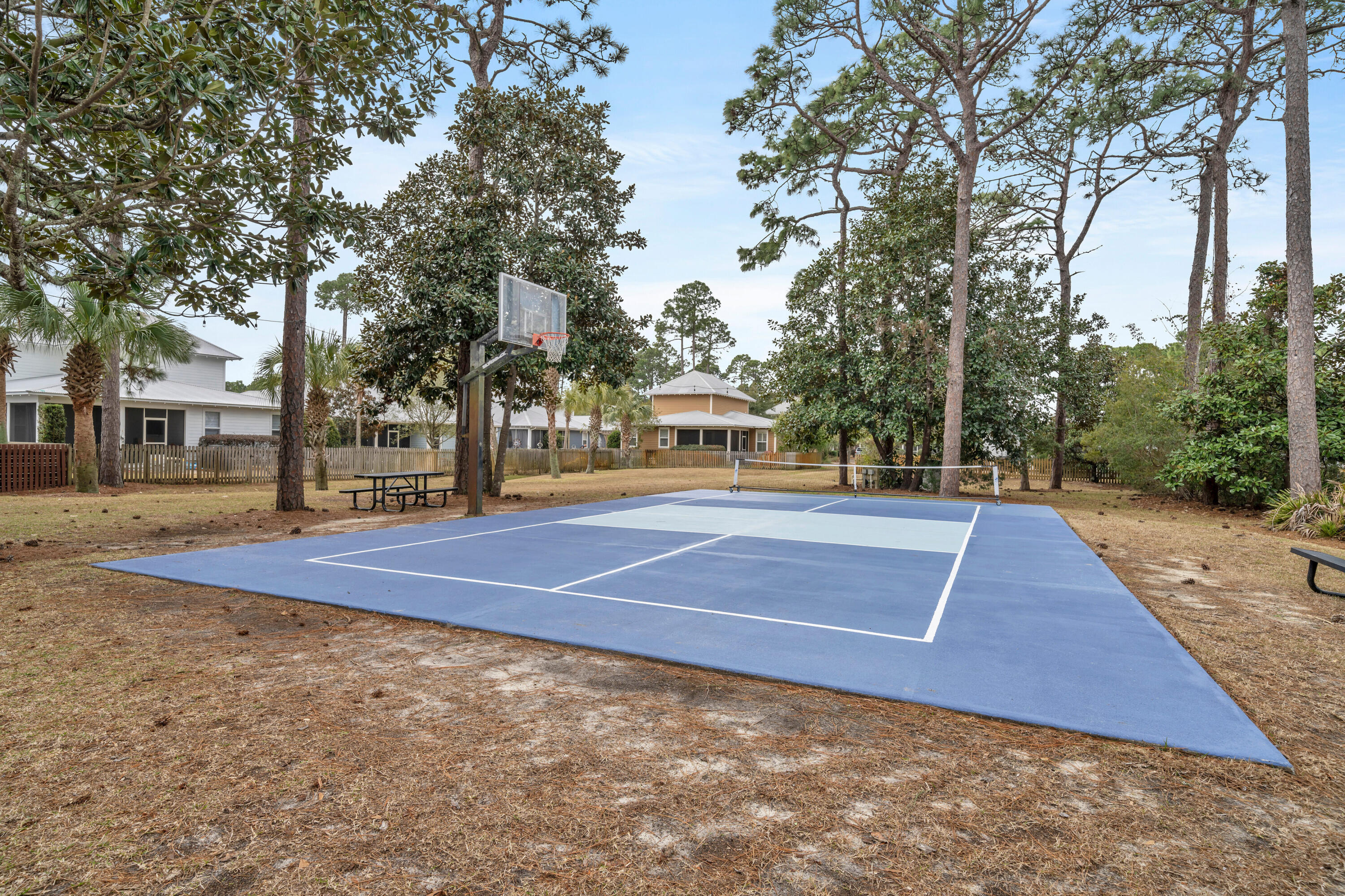 CARSON OAKS - Residential