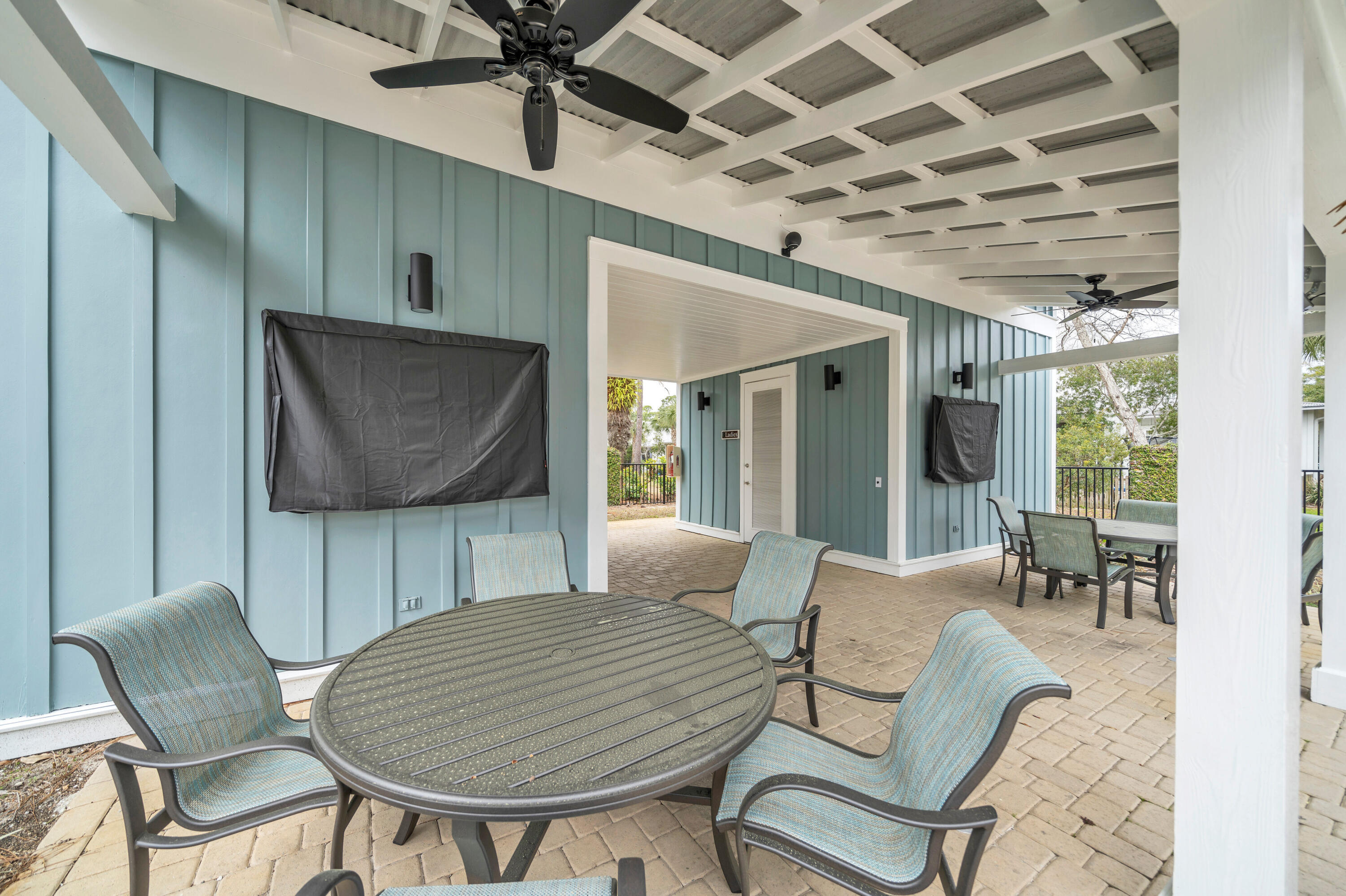 CARSON OAKS - Residential