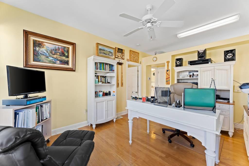 CRYSTAL BEACH - Residential