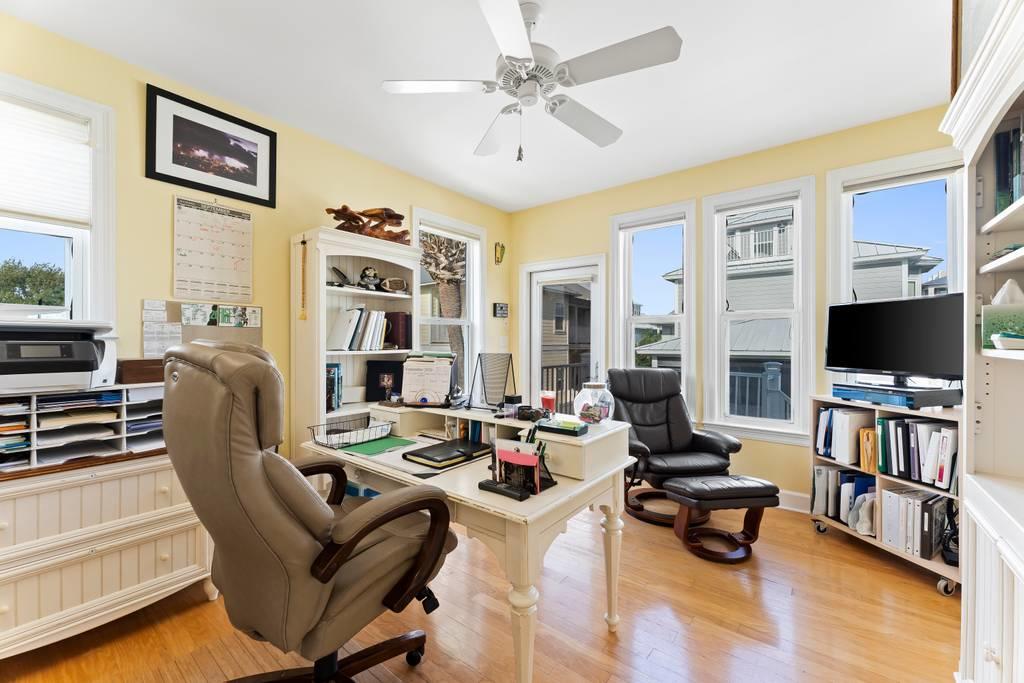 CRYSTAL BEACH - Residential