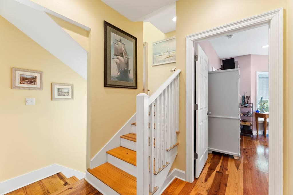 CRYSTAL BEACH - Residential