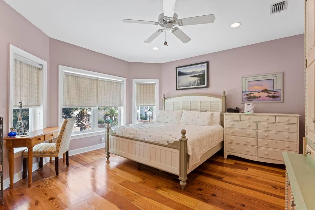 CRYSTAL BEACH - Residential