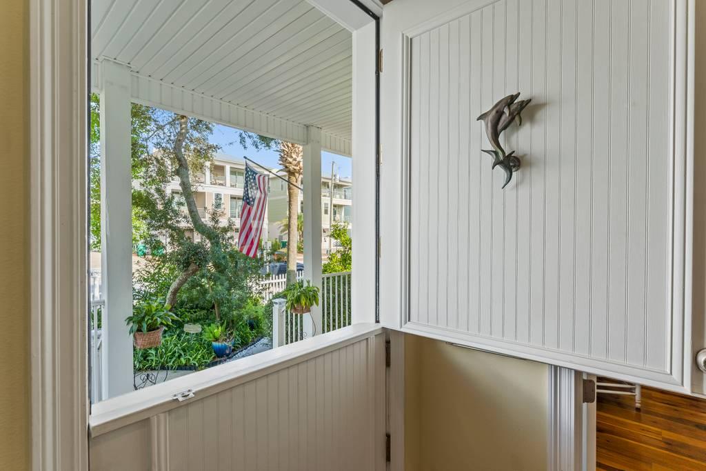 CRYSTAL BEACH - Residential