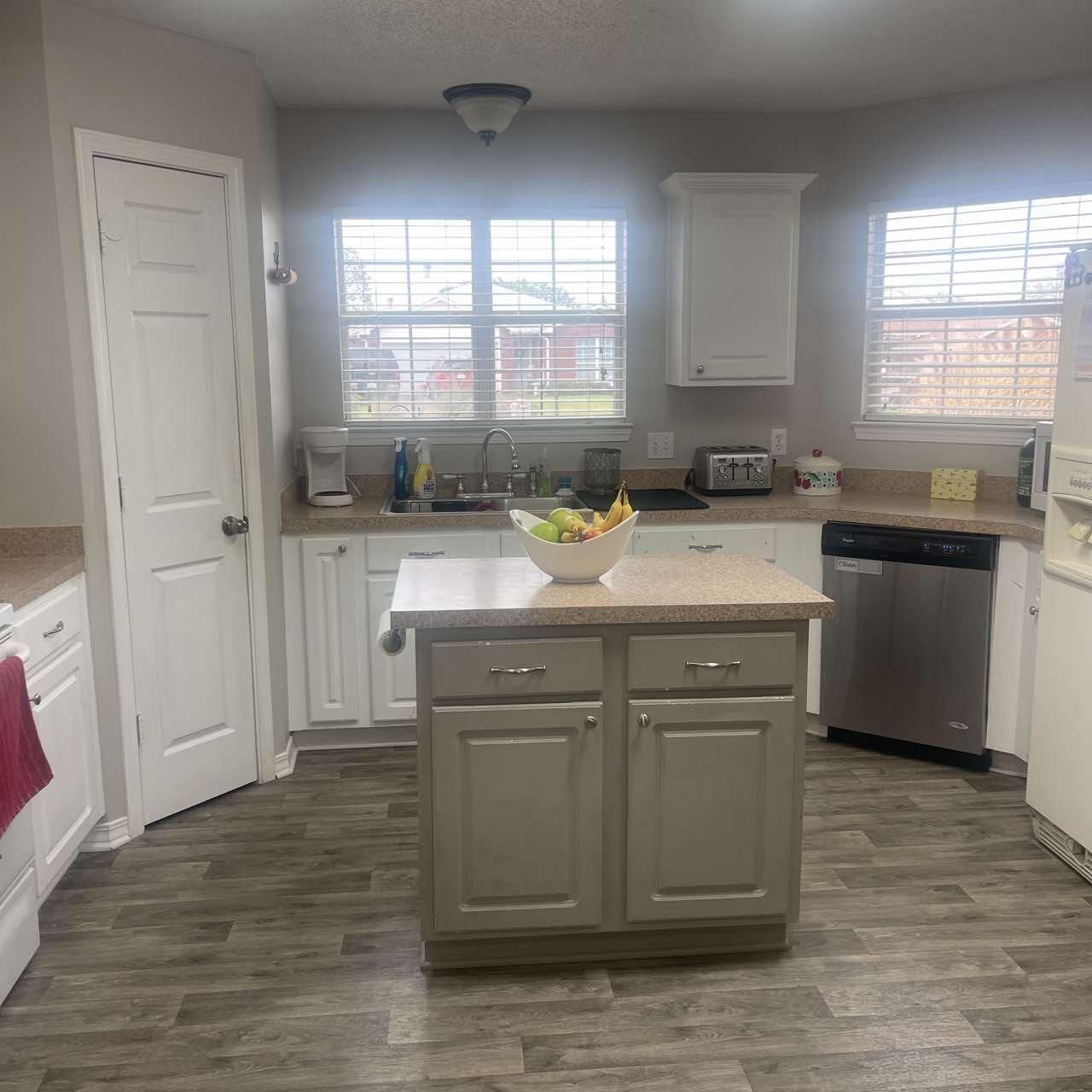 REDSTONE ESTATES - Residential Lease