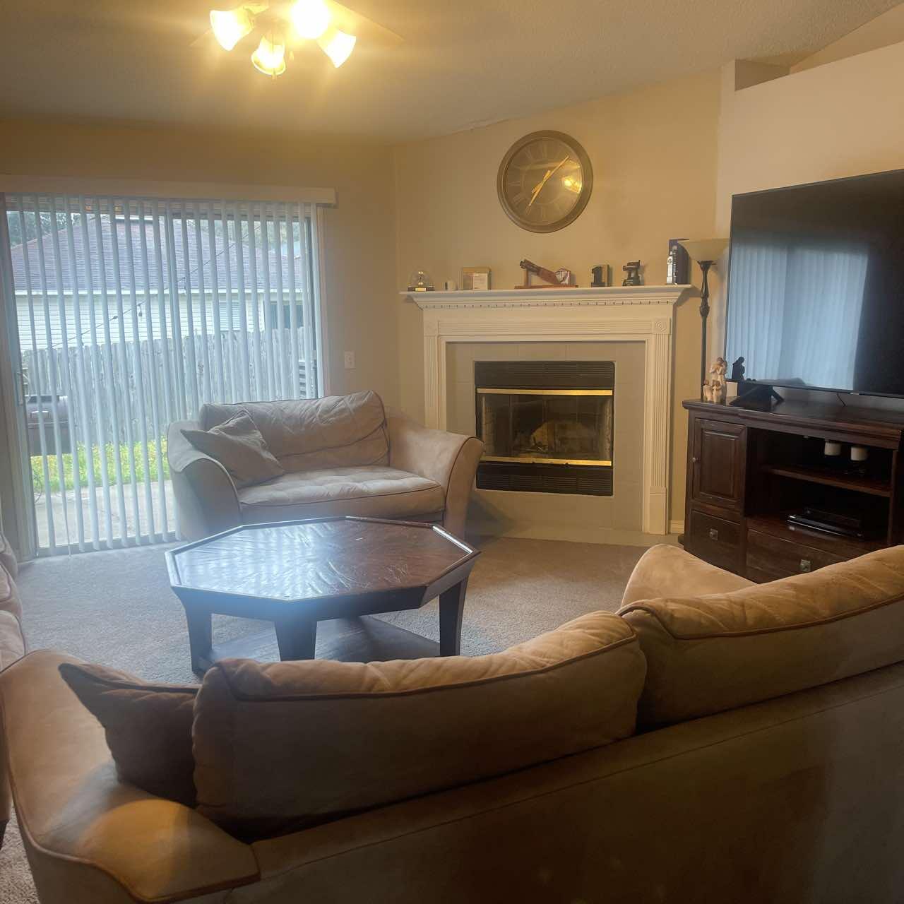 REDSTONE ESTATES - Residential Lease