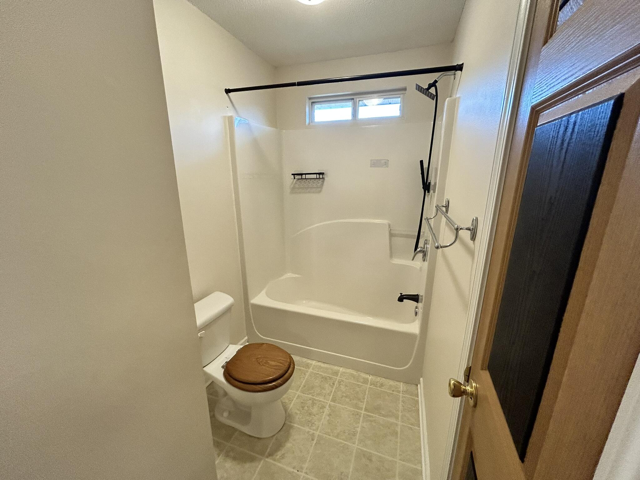 LEE FARMS PH I - Residential Lease