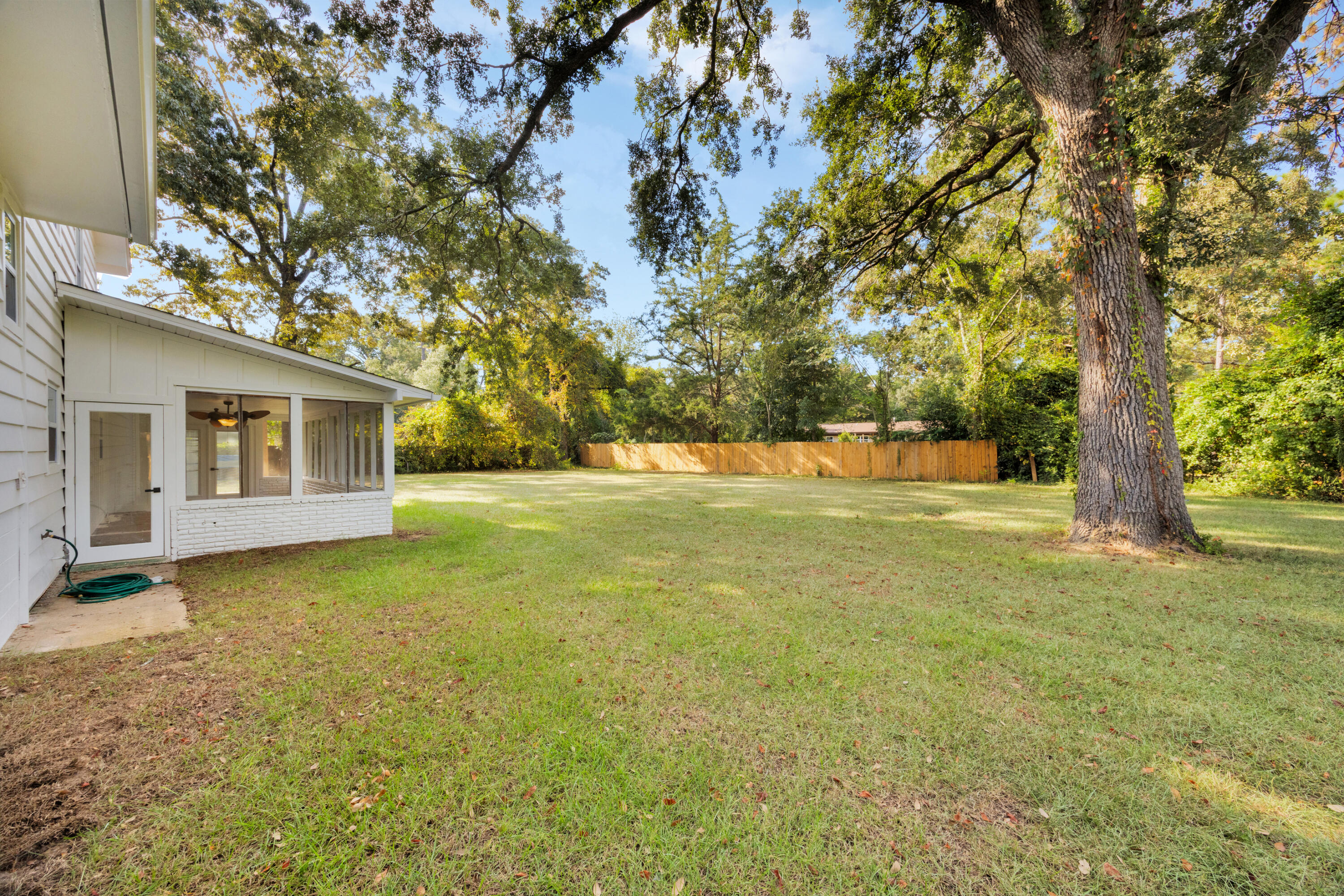 ADAMS POWELL - Residential