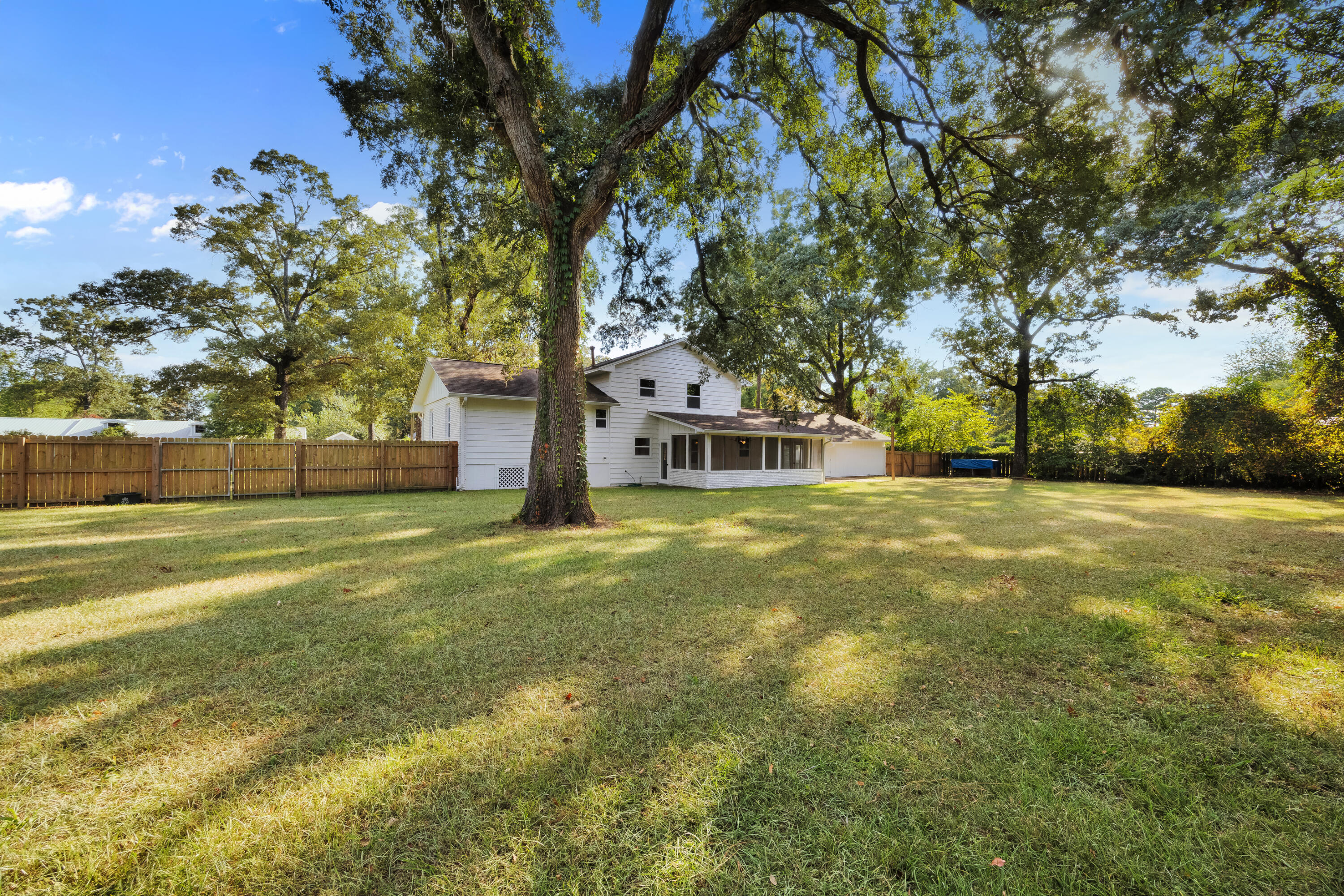 ADAMS POWELL - Residential