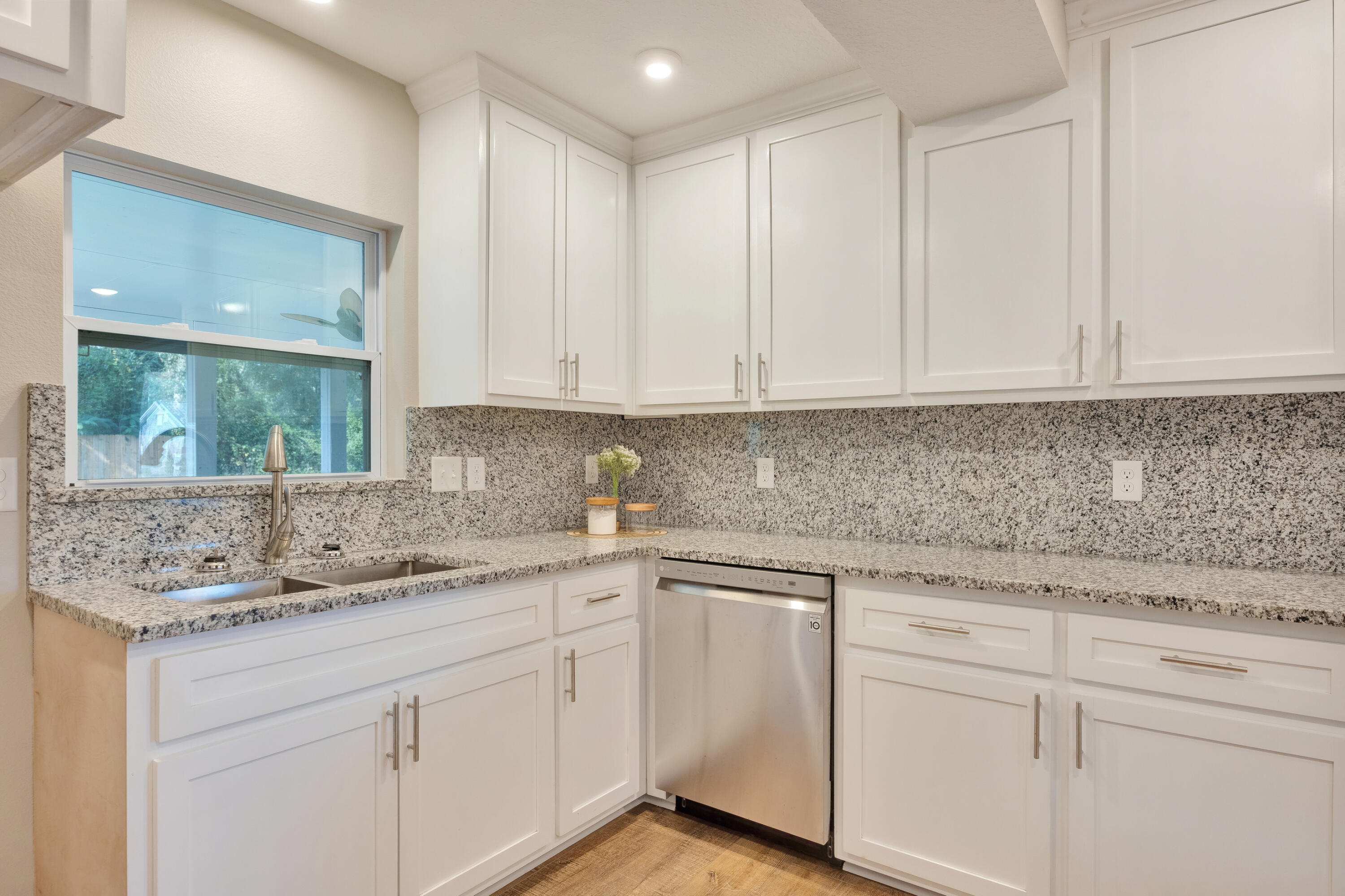 ADAMS POWELL - Residential