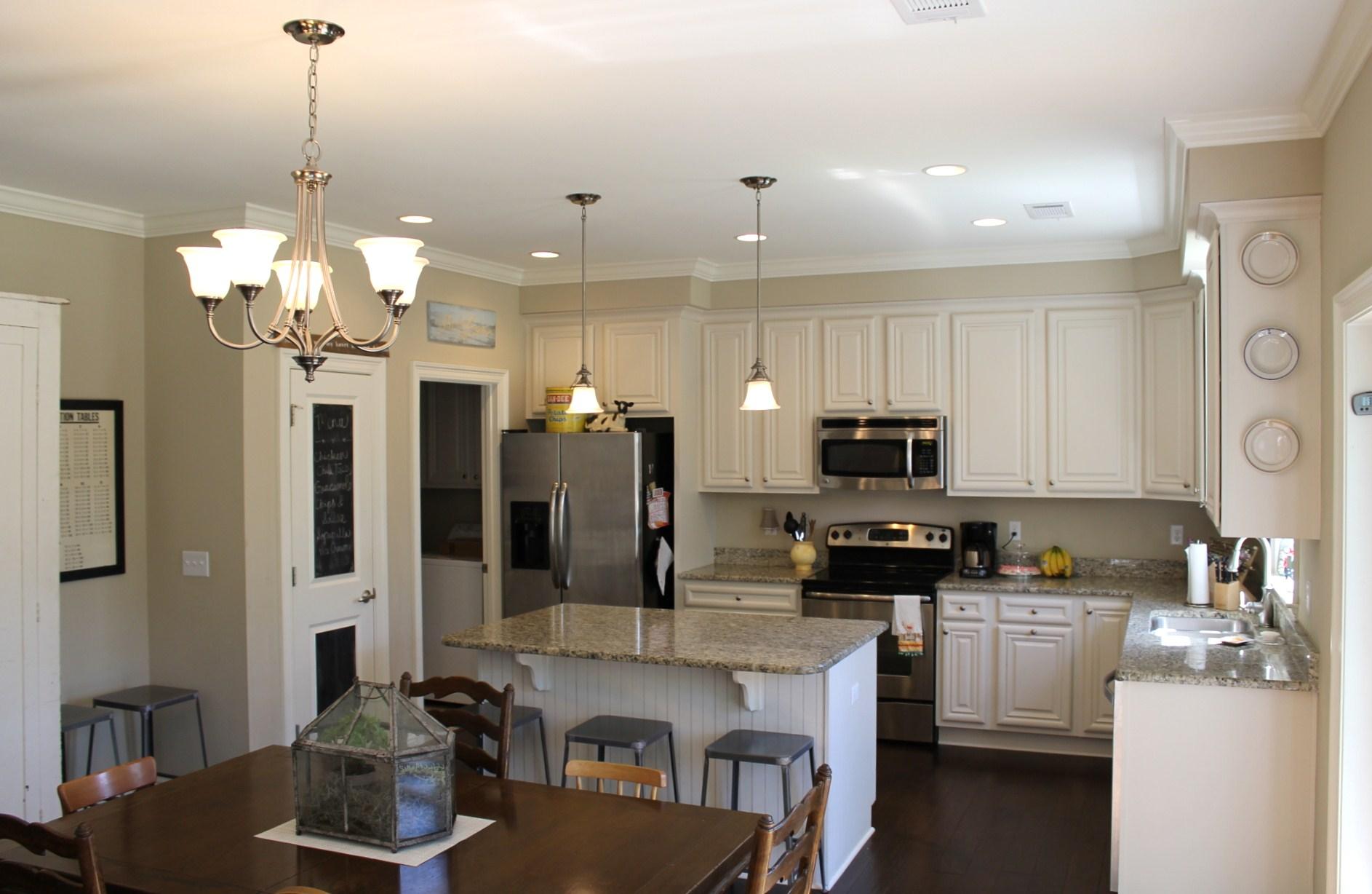 HAWK'S LANDING - Residential