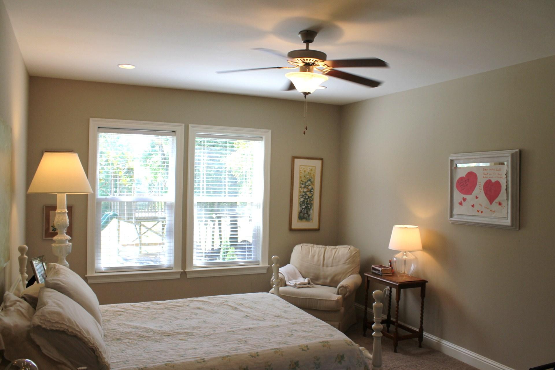 HAWK'S LANDING - Residential