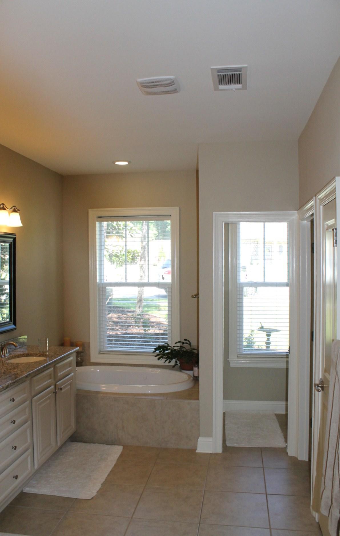 HAWK'S LANDING - Residential