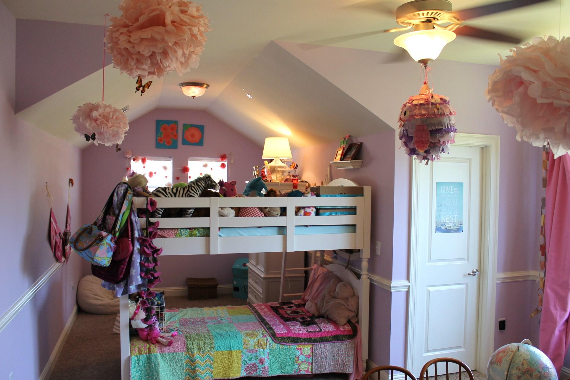 HAWK'S LANDING - Residential