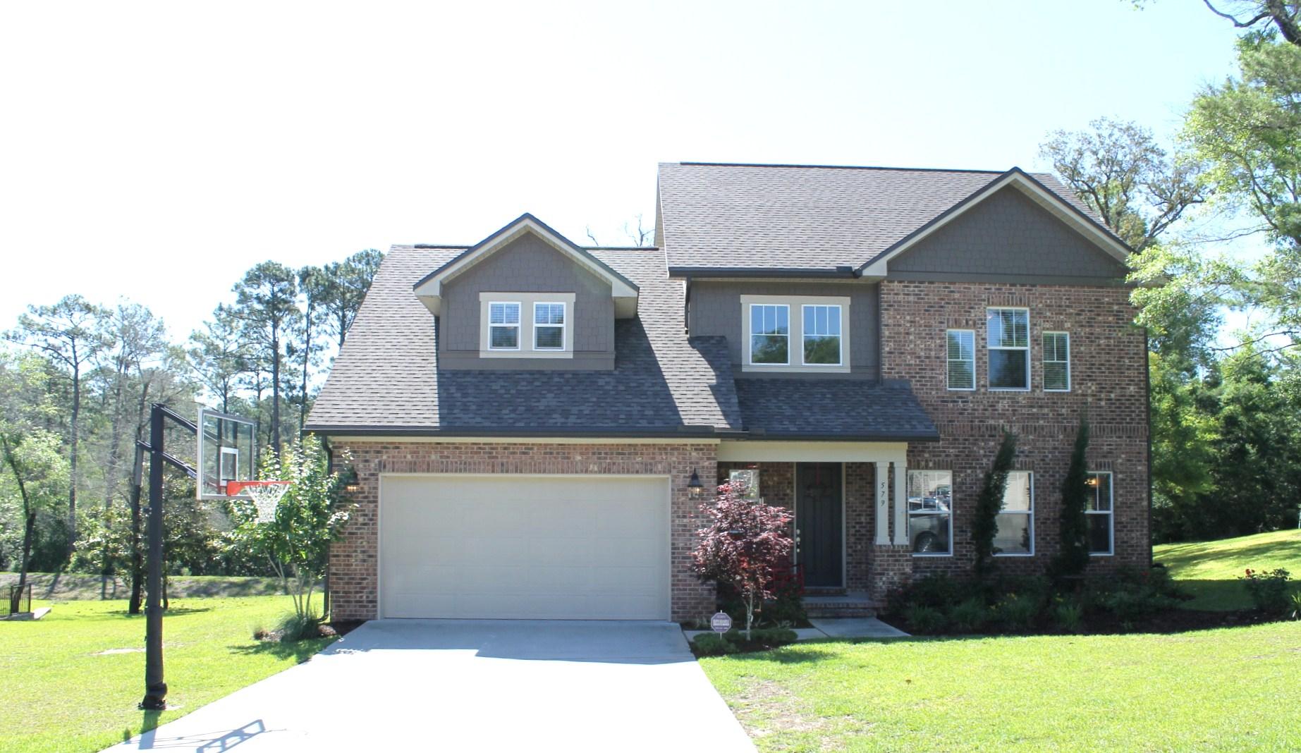 HAWK'S LANDING - Residential