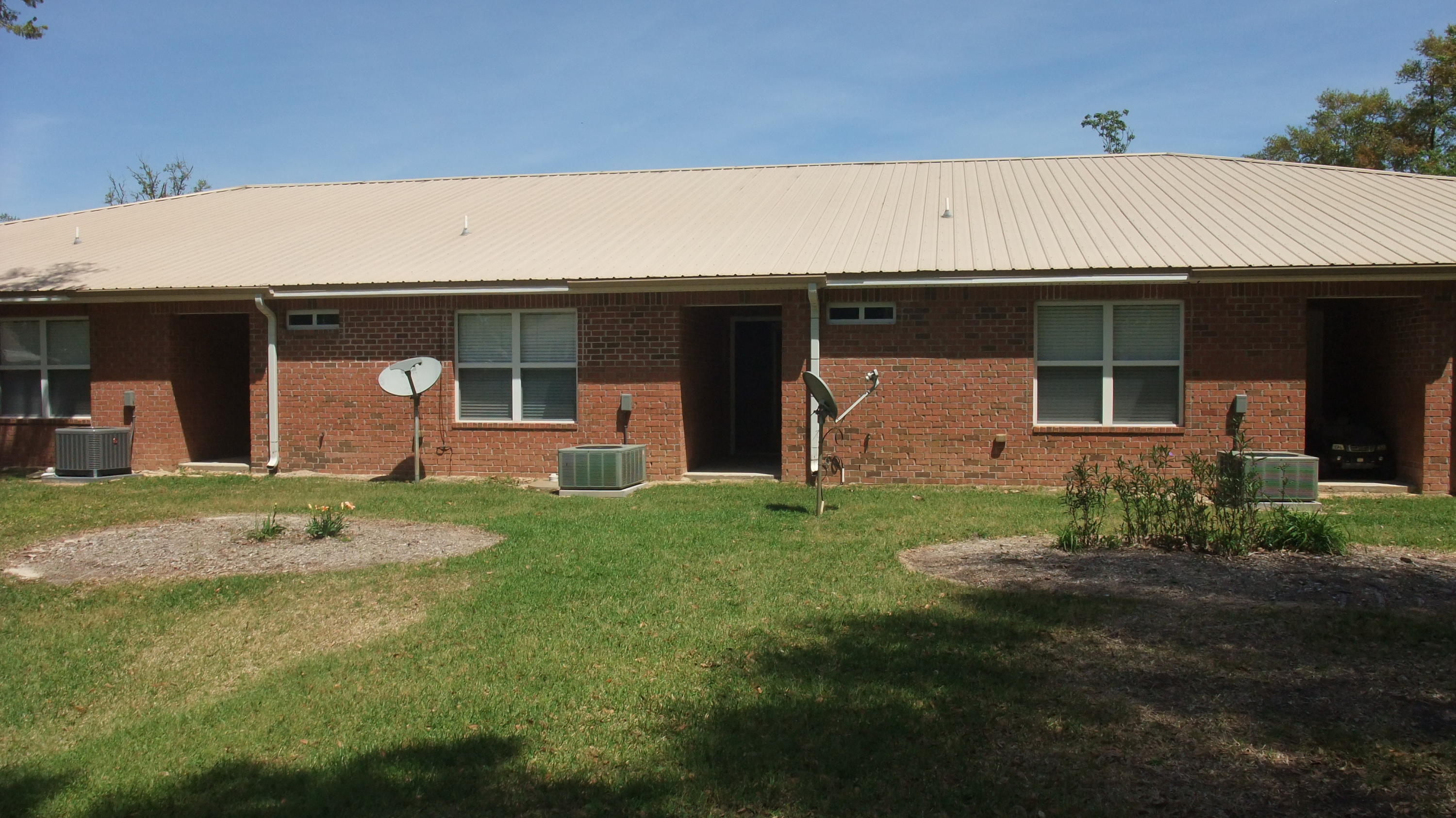 MAGNOLIAS OF MARY ESTHER - Residential Lease