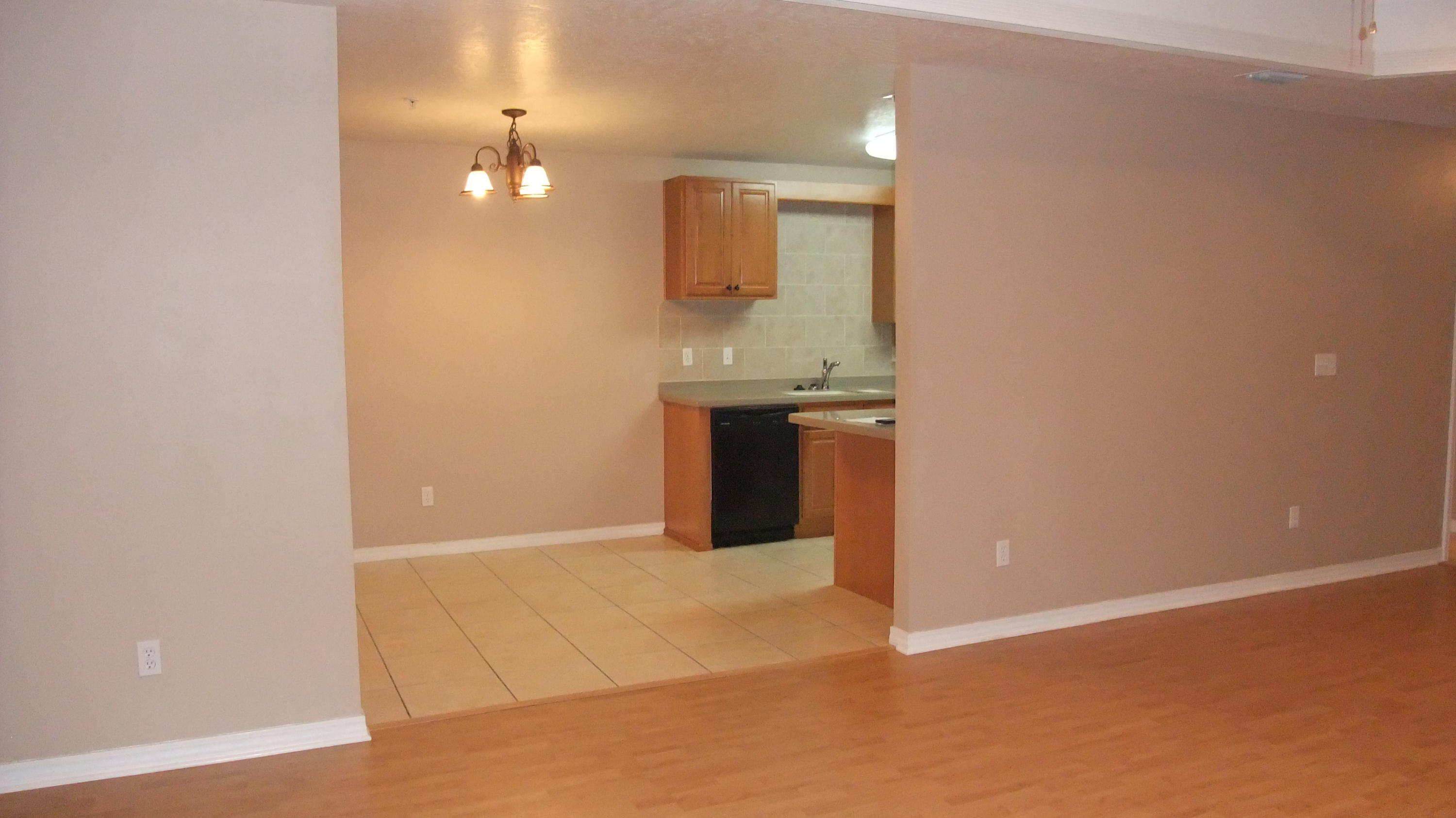 MAGNOLIAS OF MARY ESTHER - Residential Lease