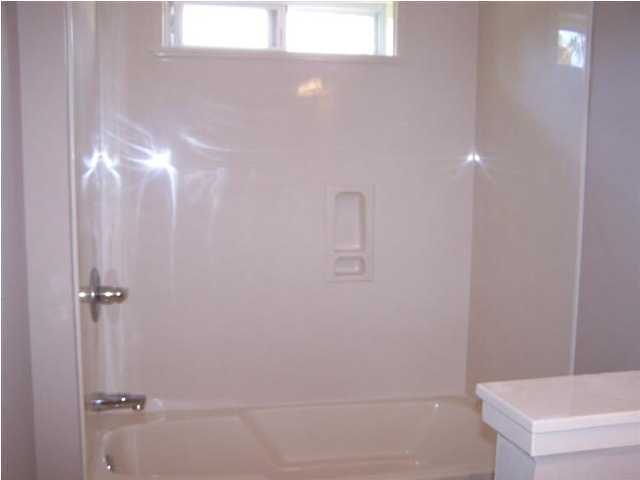 MAGNOLIAS OF MARY ESTHER - Residential Lease