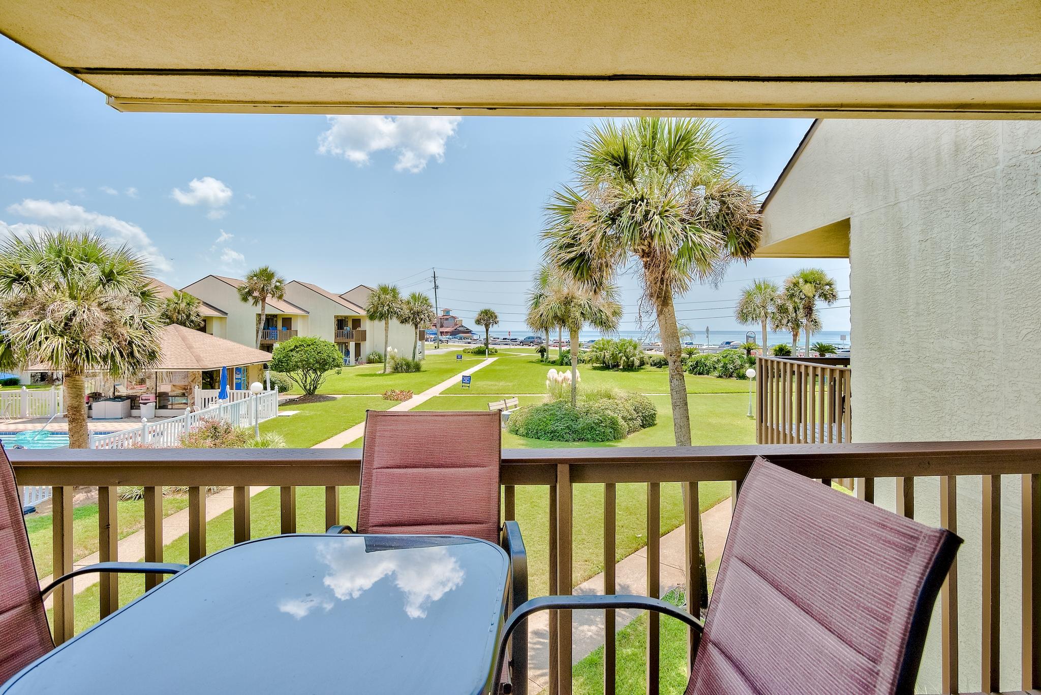 BLUE SURF T/H - Residential