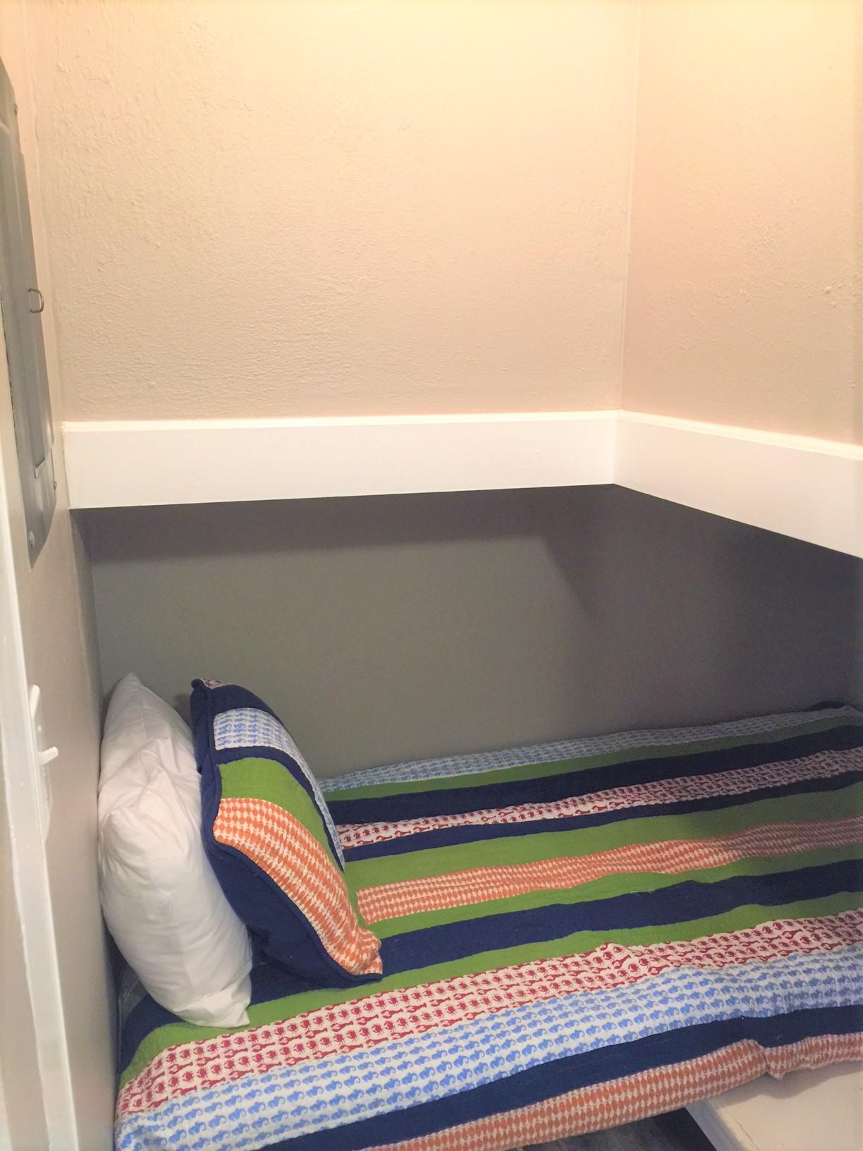 LAKEVIEW CONDO - Residential