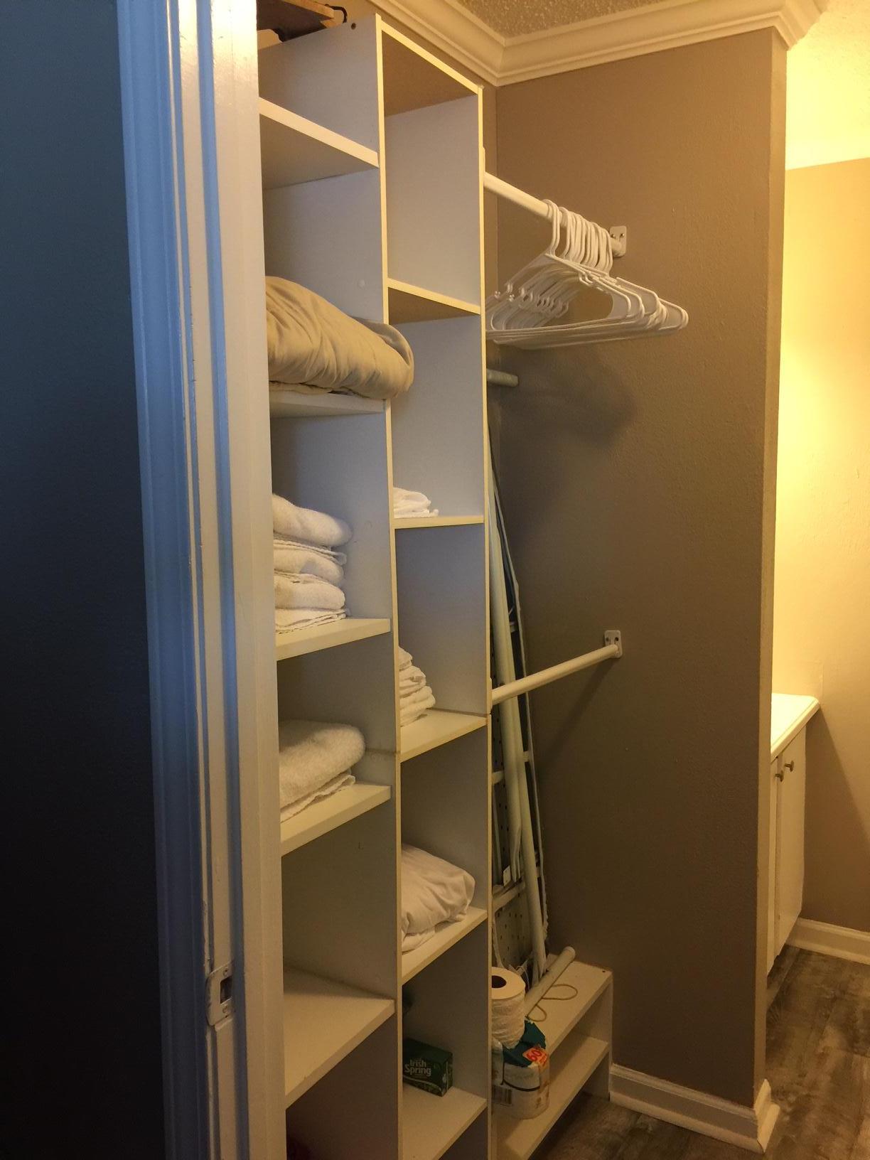 LAKEVIEW CONDO - Residential