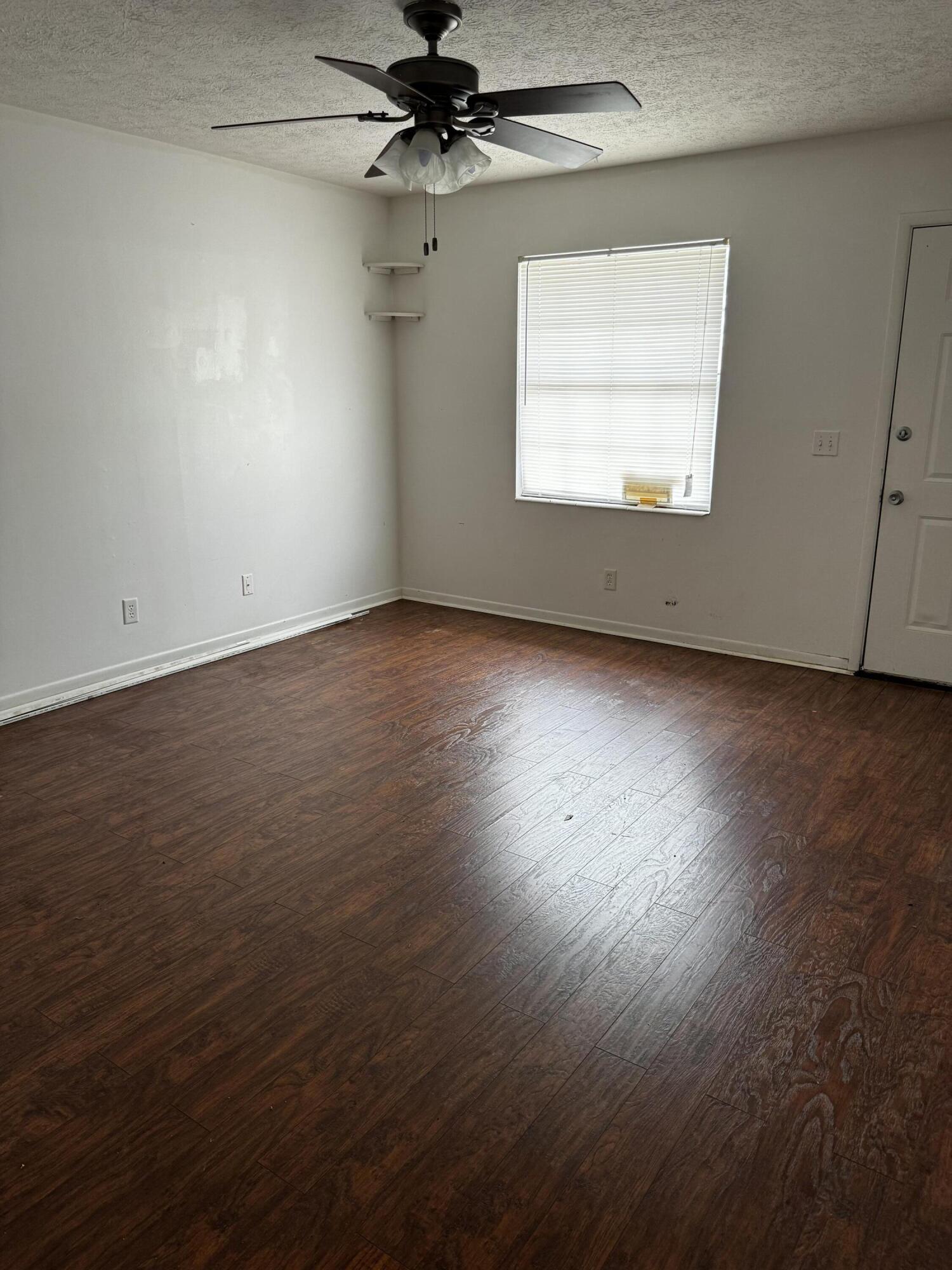 COLLEGE VILLAGE UNIT 2 LOT 17 BLK J ORB 1572 P 567 - Residential