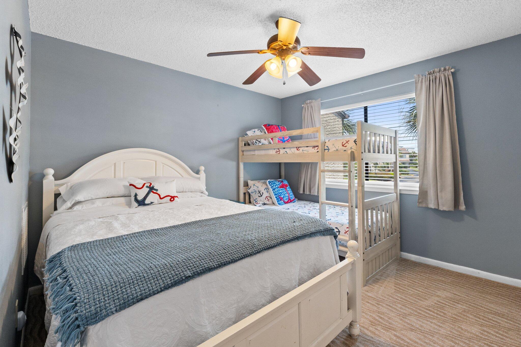 PORTSIDE CONDO - Residential