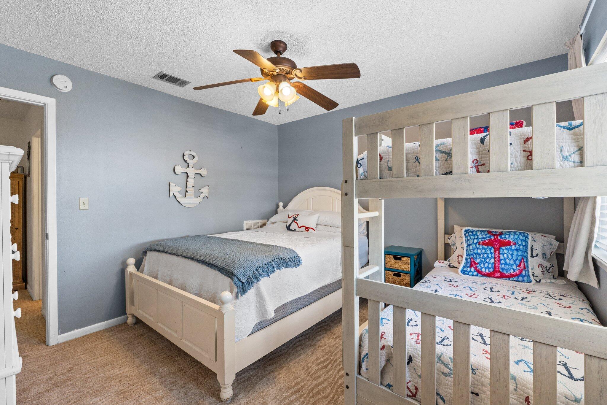 PORTSIDE CONDO - Residential