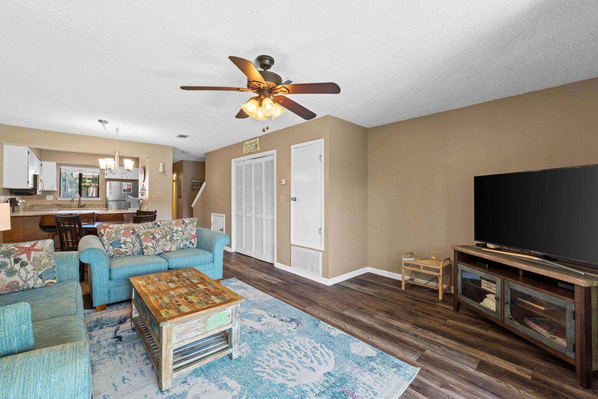 PORTSIDE CONDO - Residential
