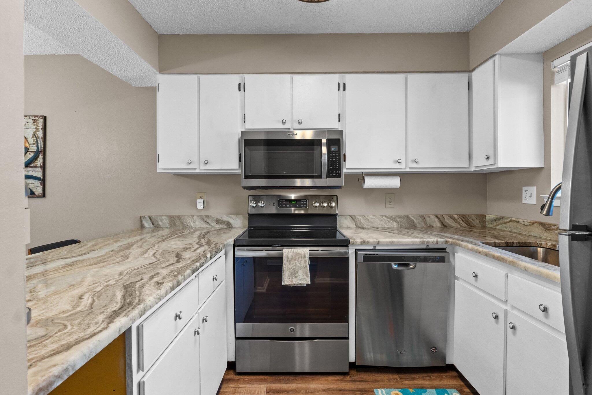 PORTSIDE CONDO - Residential