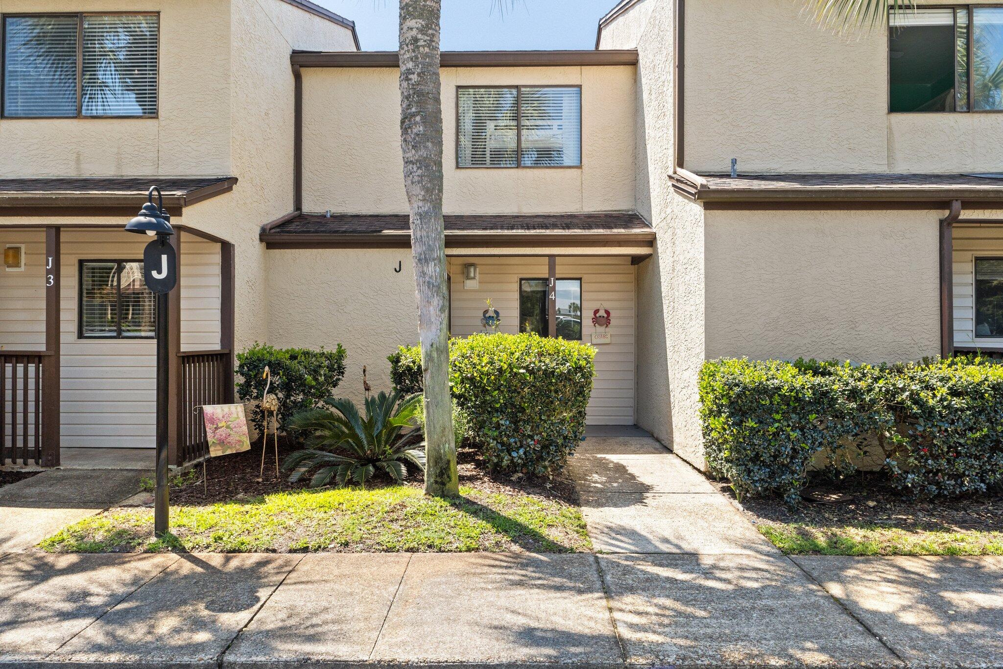 PORTSIDE CONDO - Residential