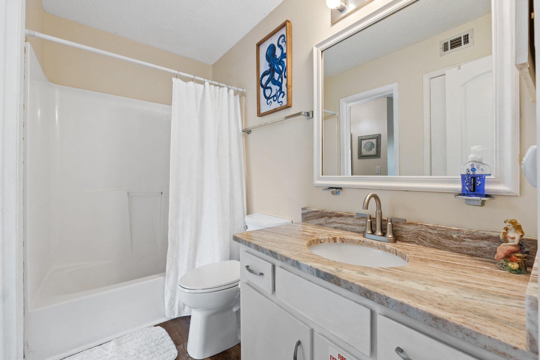 PORTSIDE CONDO - Residential