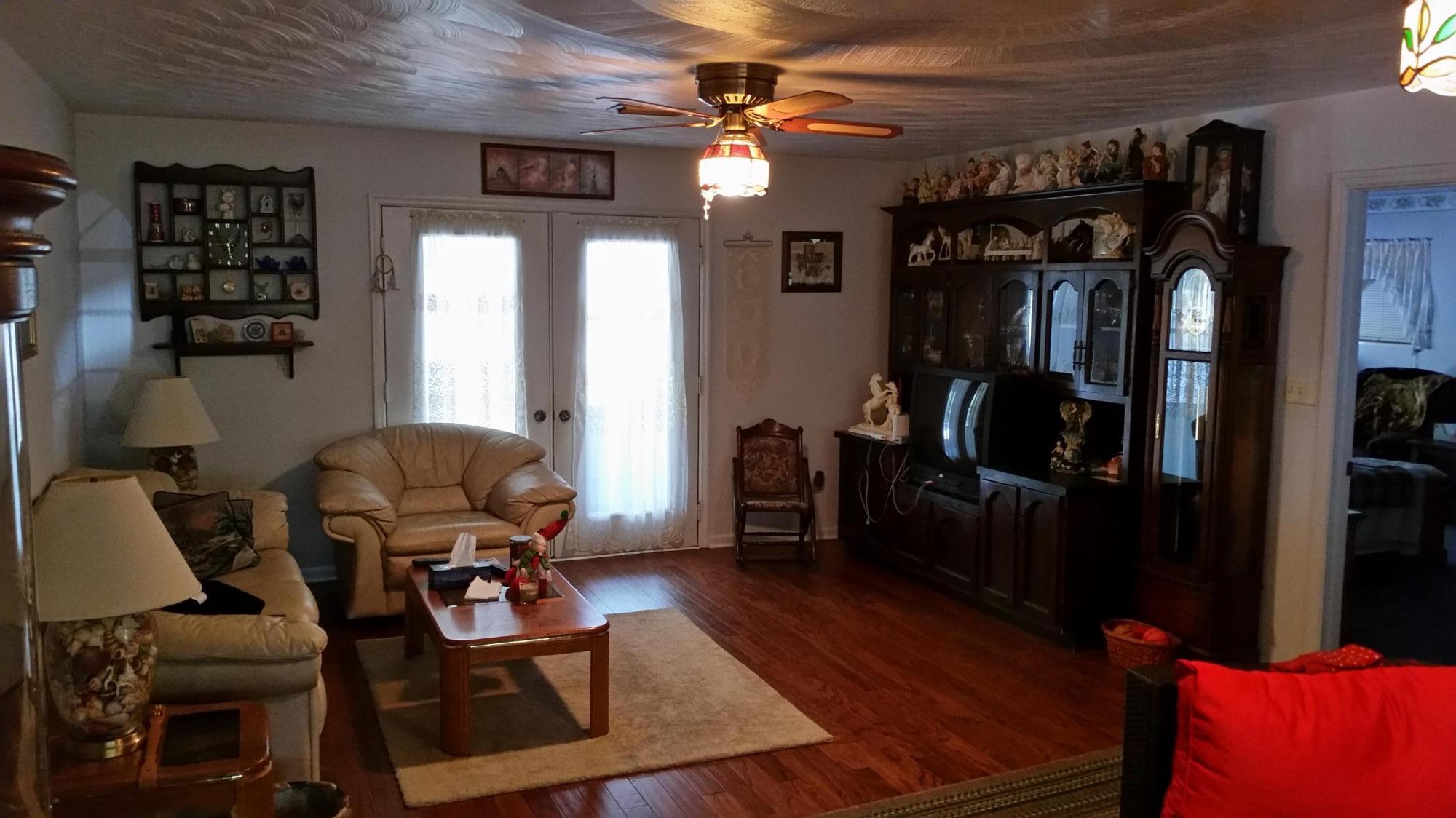 LAKE POWELL ESTATES LOT 2 - Residential