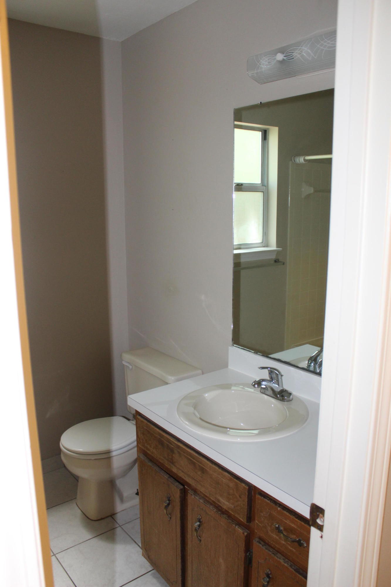 SHOAL CREEK MANOR - Residential