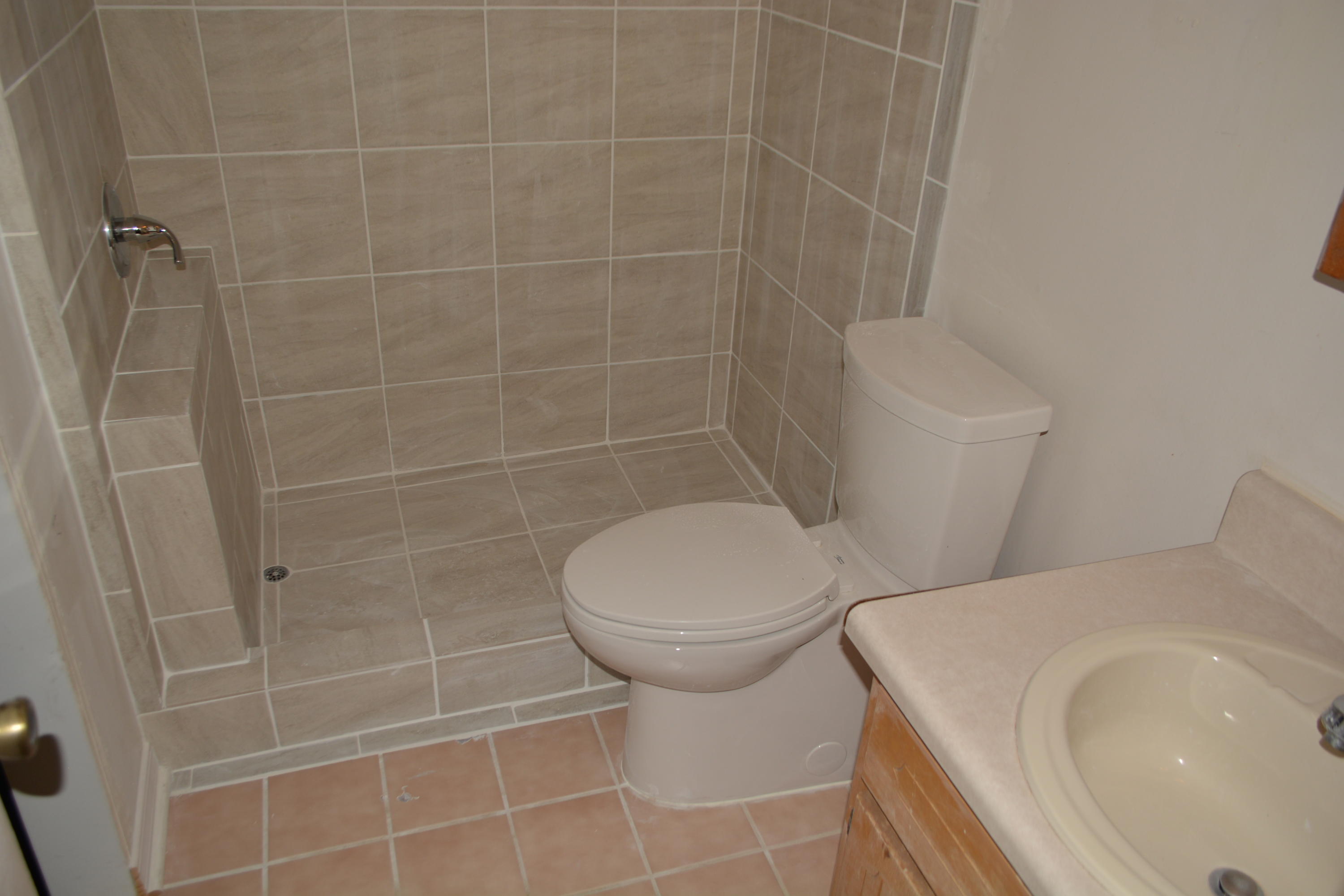 SHOAL CREEK MANOR WEST - Residential