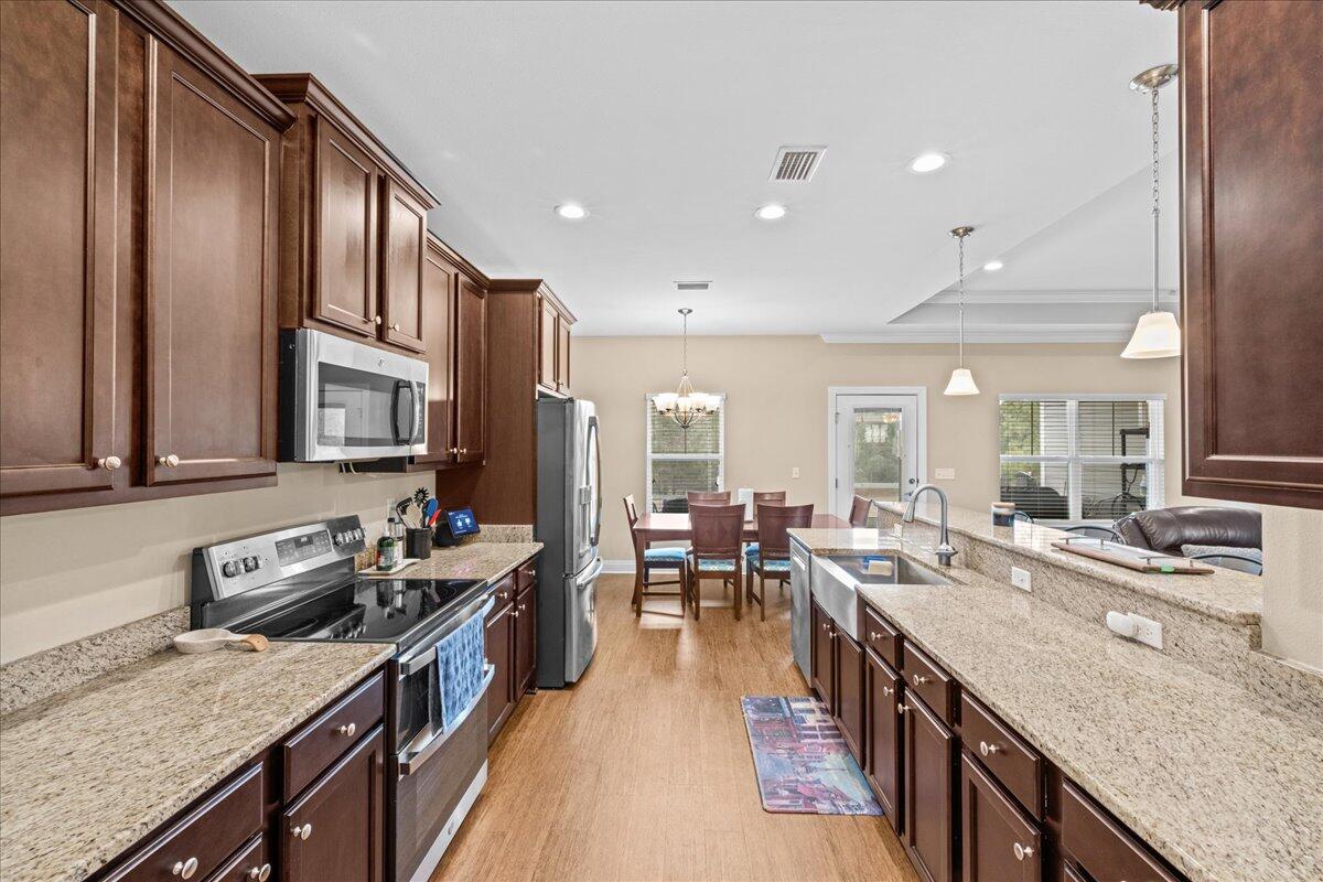 Cross Creek Estates - Residential