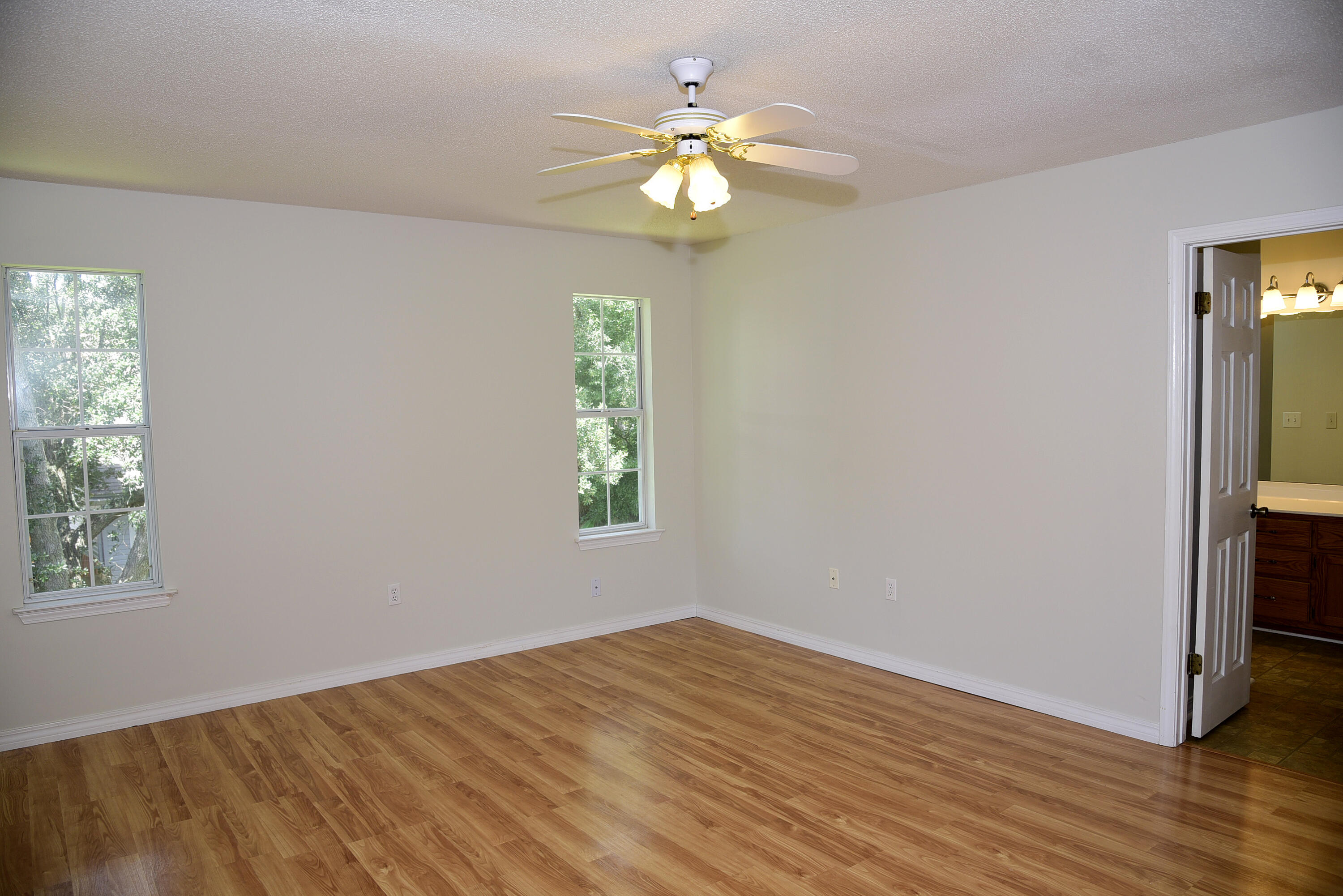 PARKWOOD PLACE AT BLUEWATER BAY - Residential Lease