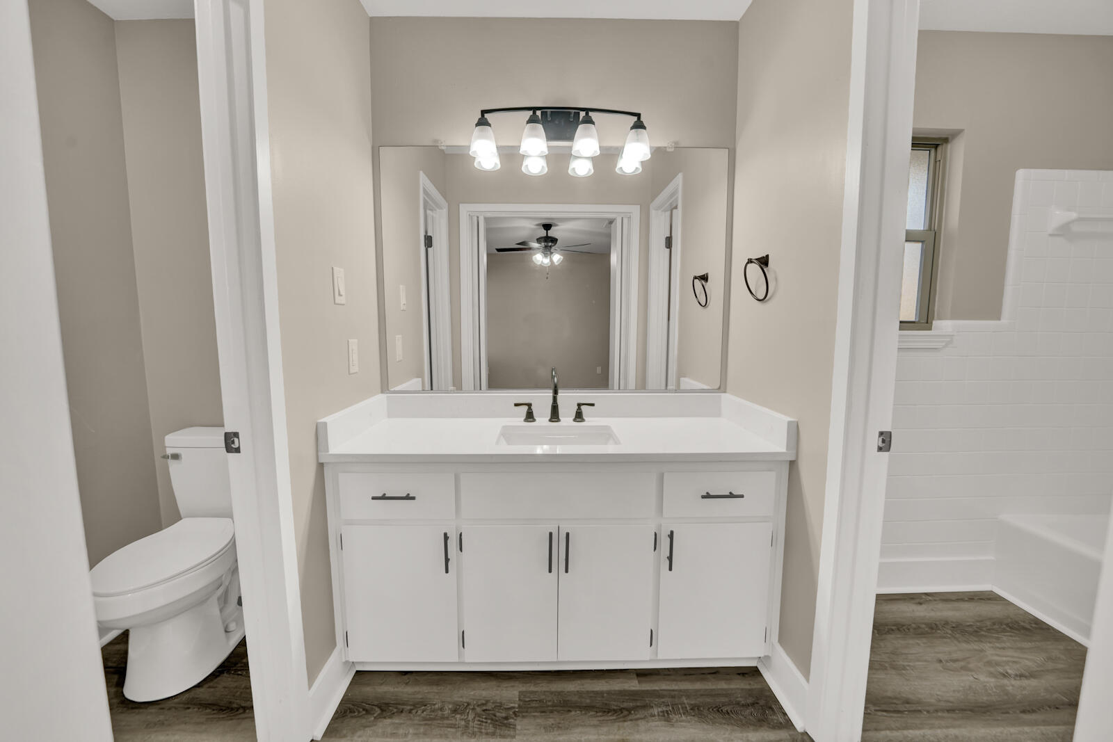 NICEVILLE (222200.00) - Residential