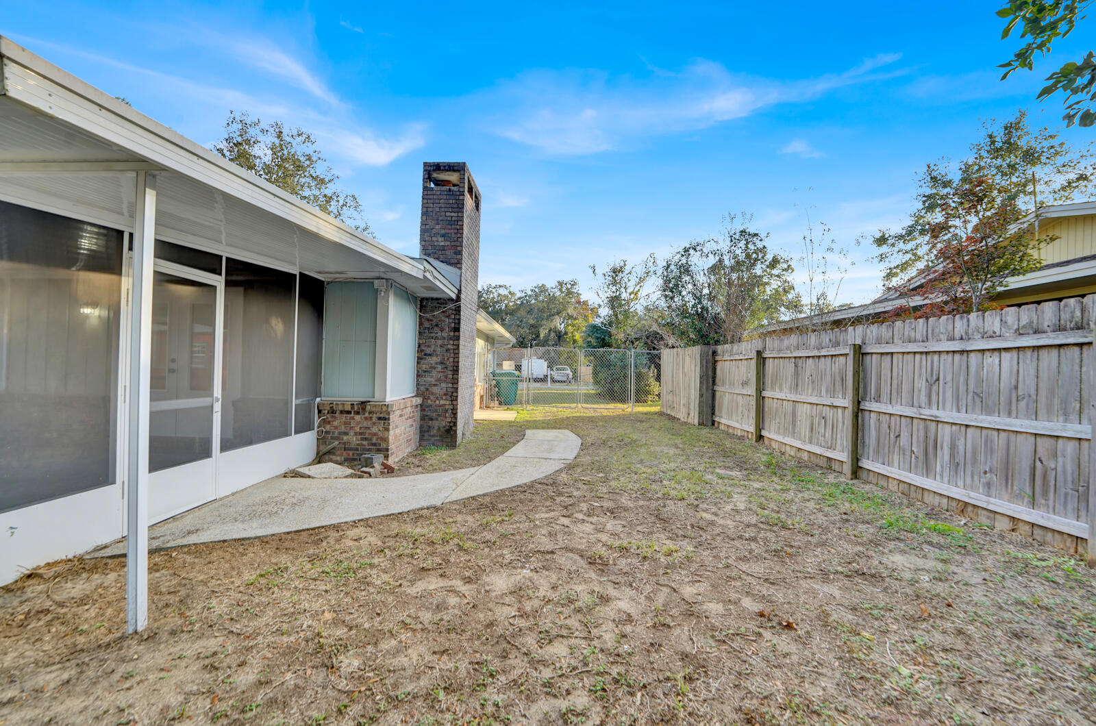 NICEVILLE (222200.00) - Residential