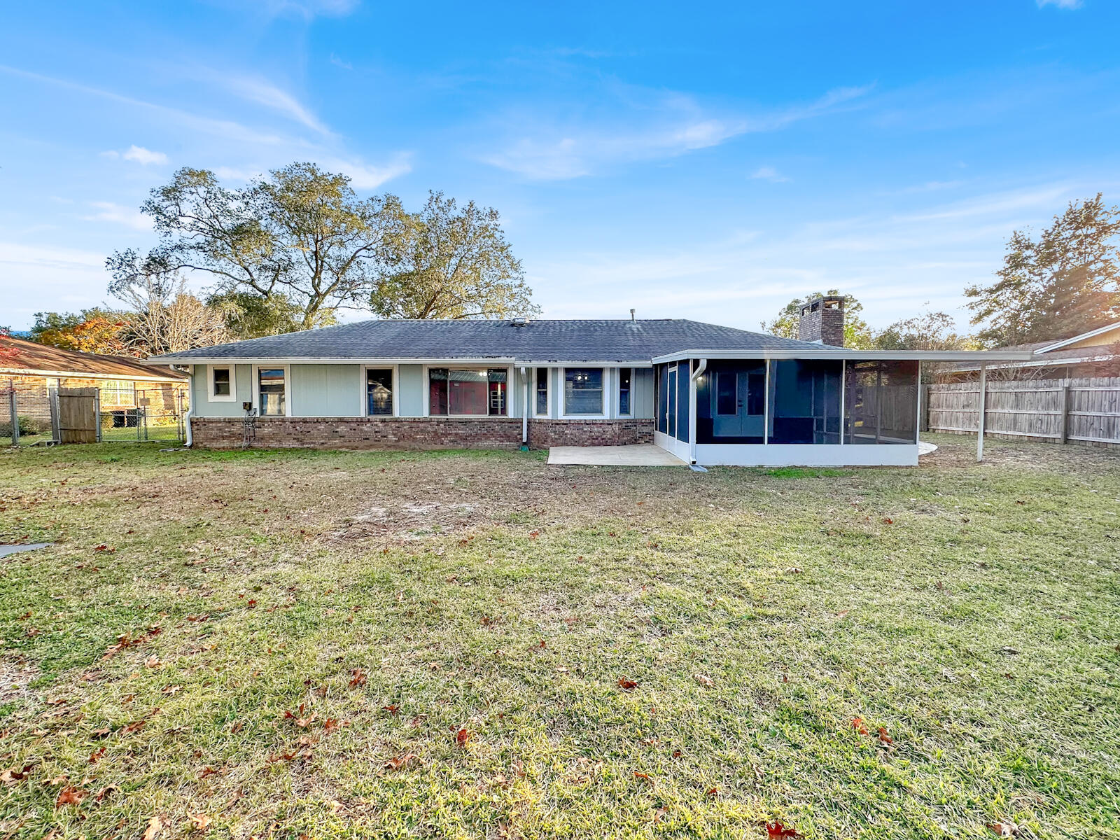 NICEVILLE (222200.00) - Residential