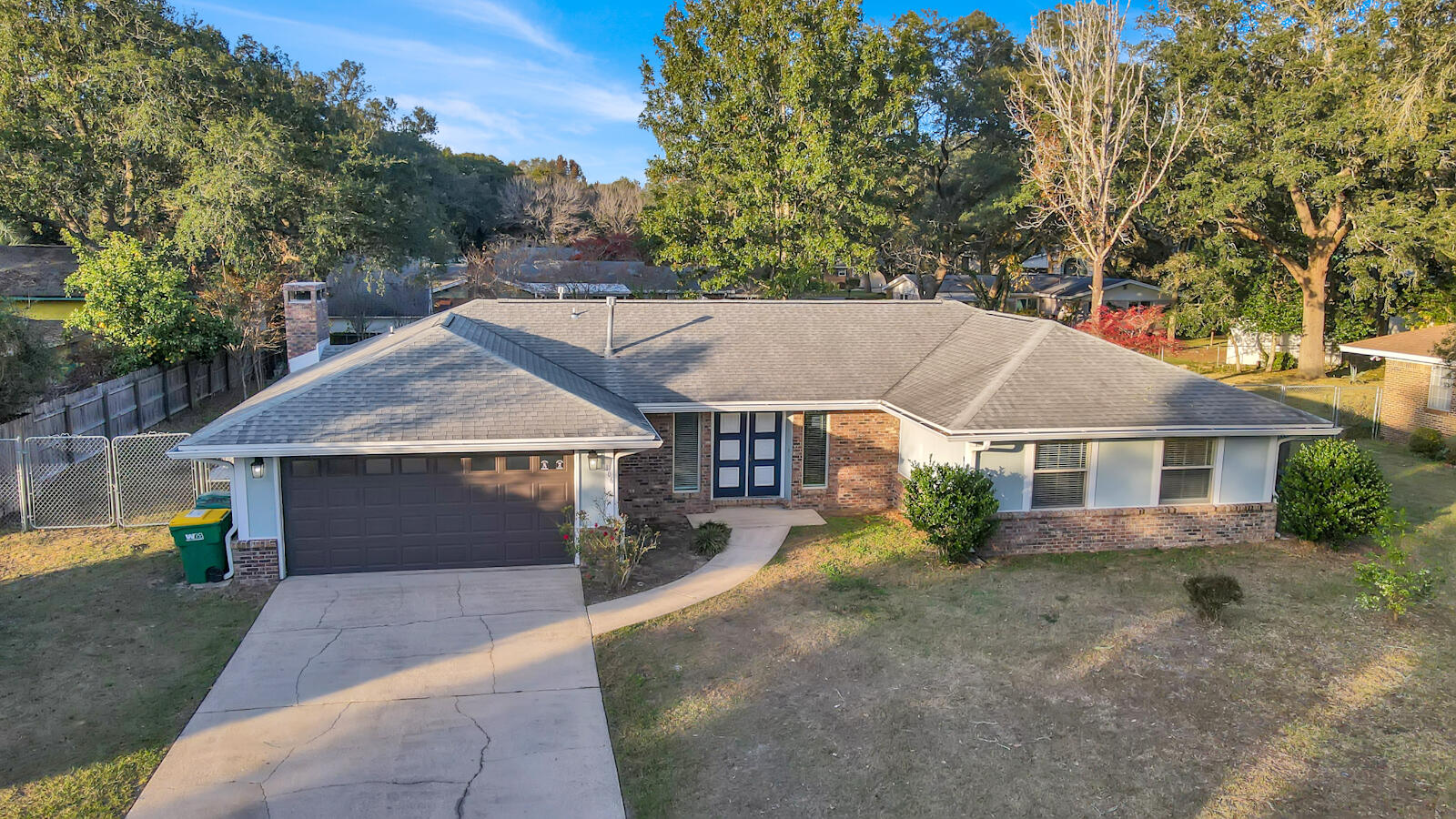 NICEVILLE (222200.00) - Residential